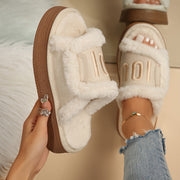 Fashionable Chunky Platform Slippers with Faux Fur for Indoor Comfort - Women's Home Slippers - Cozy & Stylish - Soft Faux Fur Lining - Perfect for Lounging & Relaxing - Ideal Gift for Women