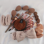 20/ 40pcs Makeup Set, Various Specifications Available. The Large Set Includes