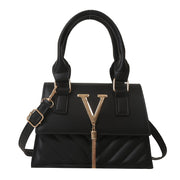 Trendy Chain Bags for Women, New Spring And Summer 2024 Collection, Featuring a High-End Embossed Design, Suitable for Shoulder, Hand, And Crossbody Wear, with Stylish Tassel Pendants.