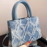 Stylish Pink Women’s Handbag with Diamond Lace Pattern – Versatile Crossbody & Shoulder Bag, Multiple Pockets, Polyester Lining, Perfect for Everyday Use