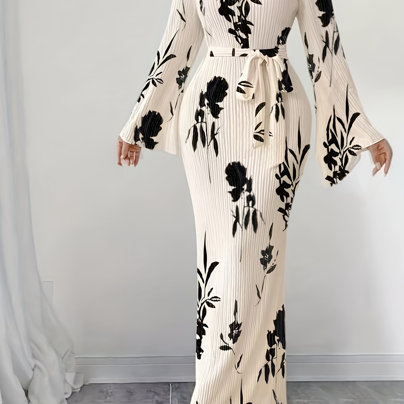 Elegant Women's Floral Maxi Dress with Pleated Fabric - Flared Long Sleeves, Round Neck, Belted Waist, Ribbed Detail - Polyester, Non-Sheer - Perfect for Fall/Winter, Stylish Layering Piece|Pleated Fabric Gown|Polyester Dress