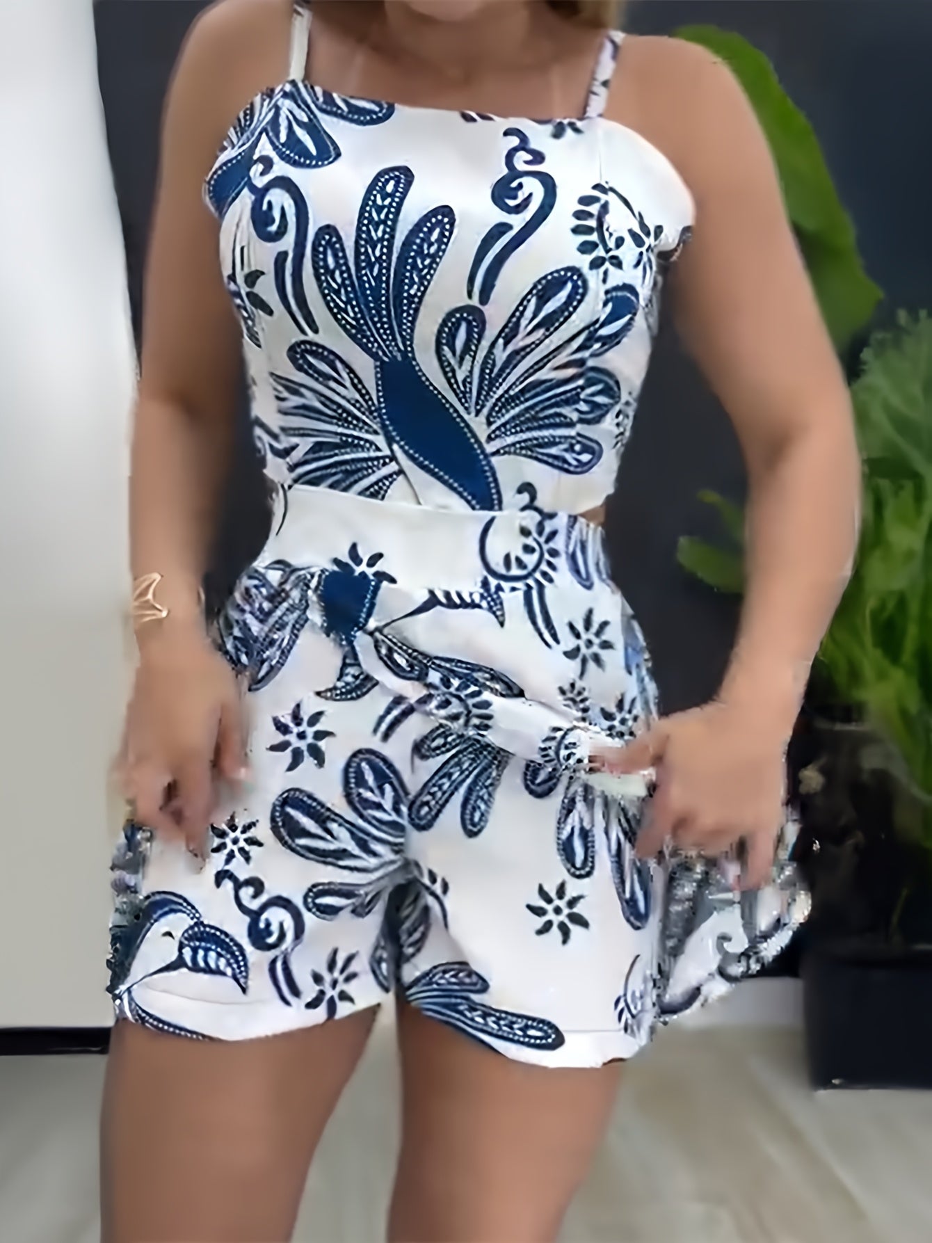 Women's Tropical Floral Print Square Neckline Backless Romper - Elastic Waist & Adjustable Back Open Design, Lightweight Breathable Wide-Leg Short Romper for Spring/Summer Casual Outings, Versatile Clothing, Fashionforward Lo
