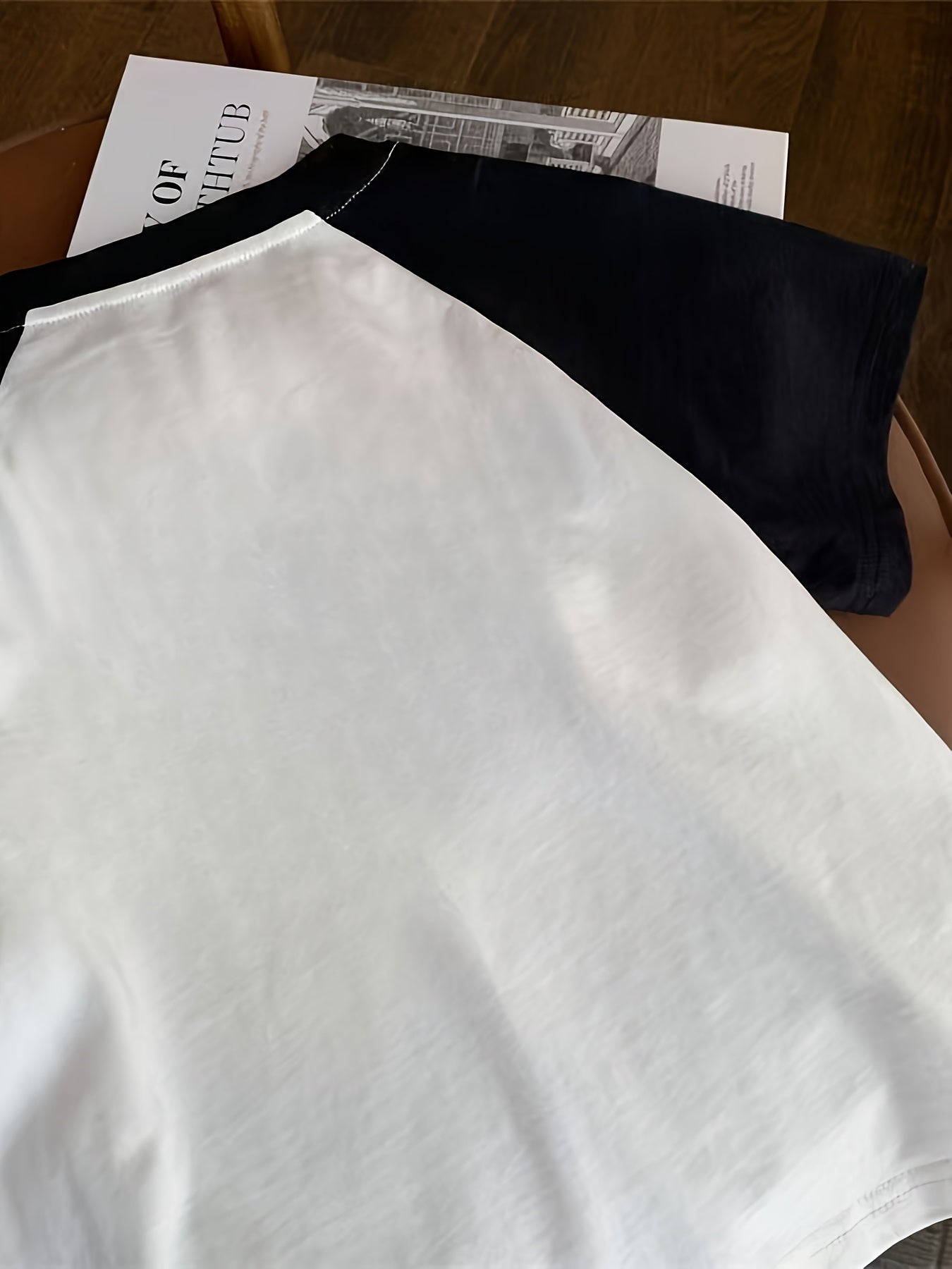 Brooklyn New York" Girls' Short Sleeve T-Shirt - Casual Summer 2025, Loose Fit with Raglan Sleeves, White & Black Color Block Top with Applique Detail, Polyester, Nonchic Style, Summer Top | Trendy Casualwear | Stylish Text D