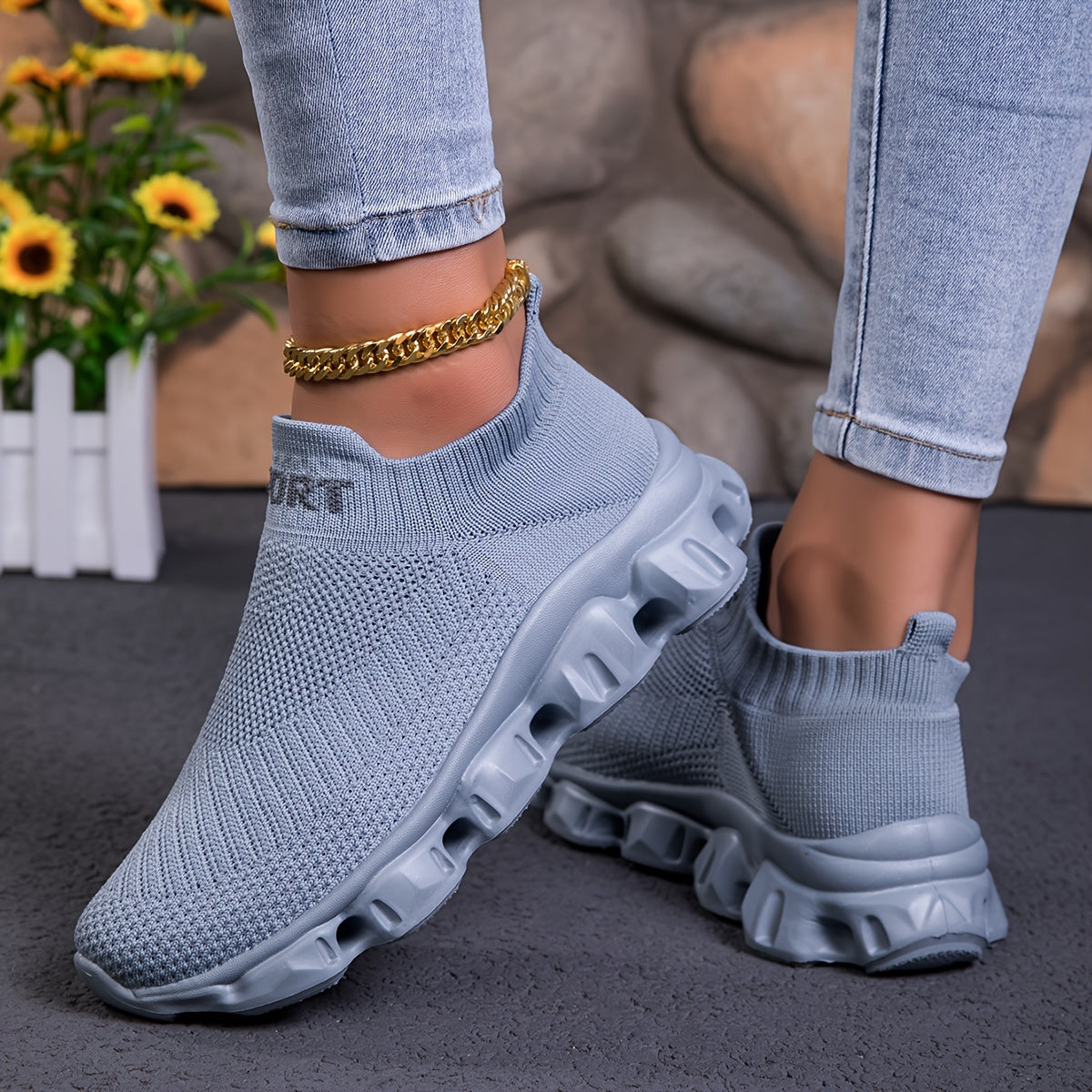 Women'S Fashion Sneakers, Breathable Knitted Fabric Upper, Slip-On Low Top Sports Shoes, Solid Color, EVA Sole, All-Season Casual Athletic Footwear