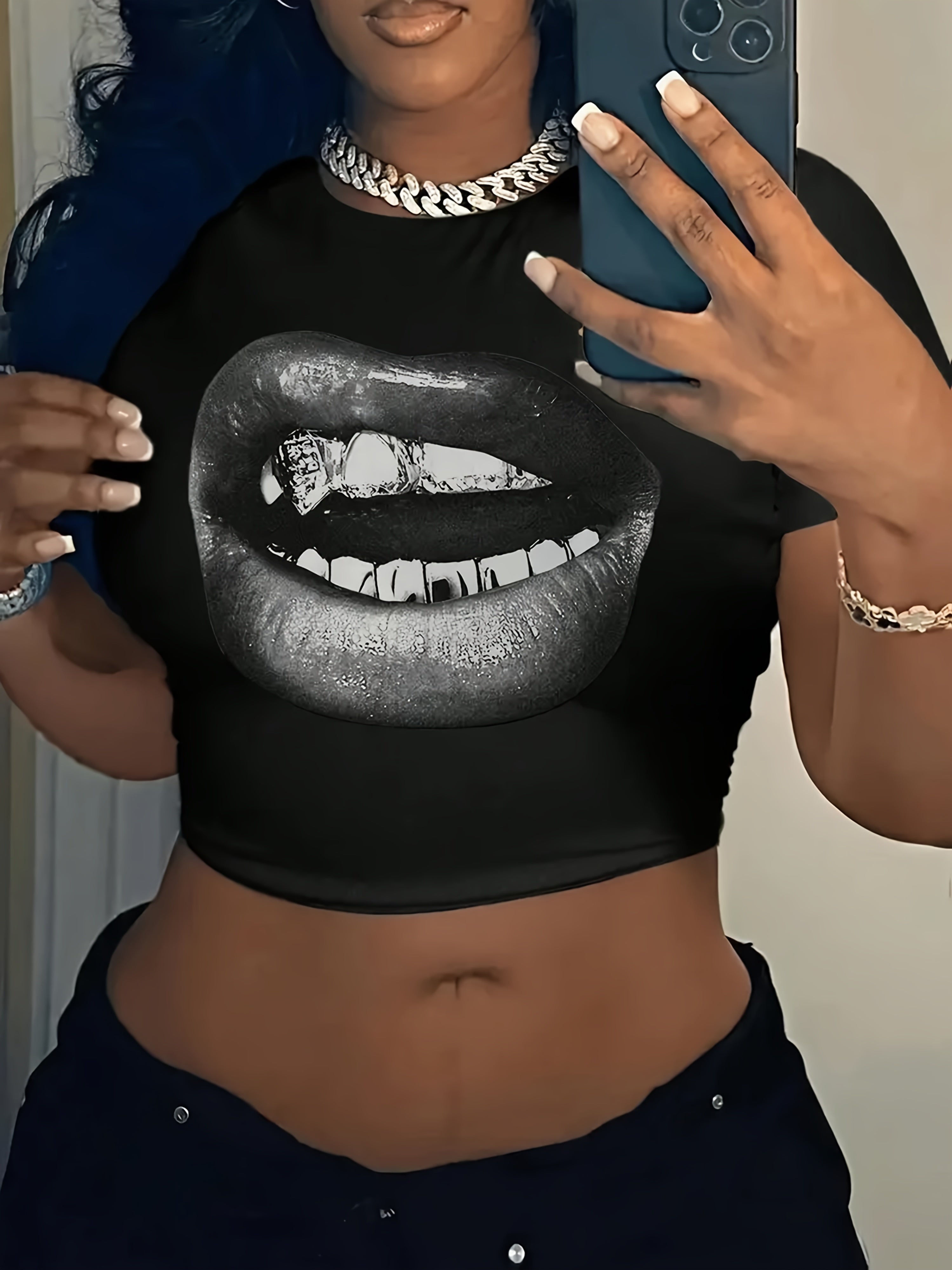 Women's Y2K Graphic Print Crop T-Shirt - Bold Lips Design, 100%, Short Sleeve, Stretchy Fit, Machine Washable, Cute T Shirts