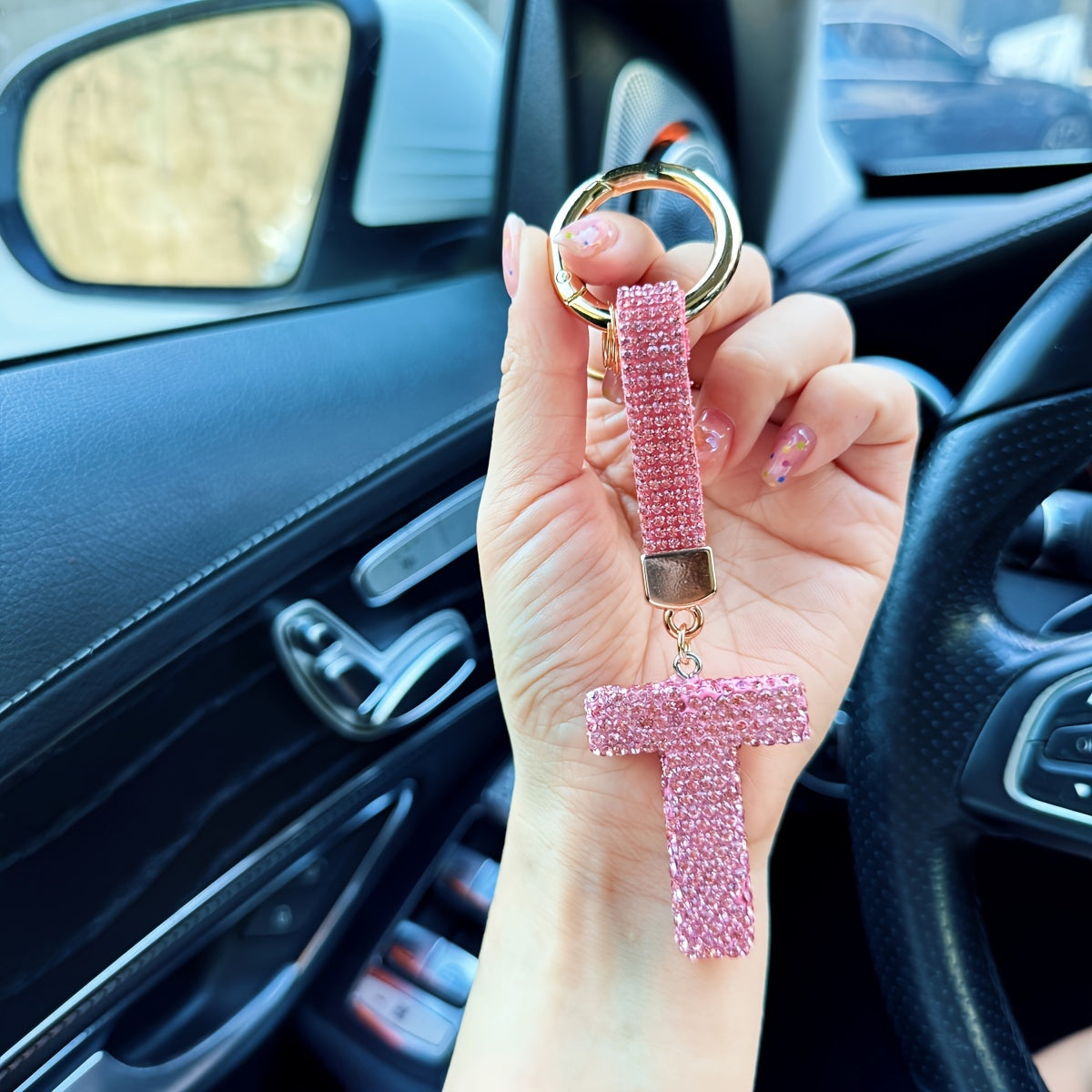 Personalized Rhinestone Initial Keychain – Shiny Pink Alphabet A–Z Charm Pendant for Women – Decorative Alloy Key Ring with Buckle – Birthday & Festival Gift