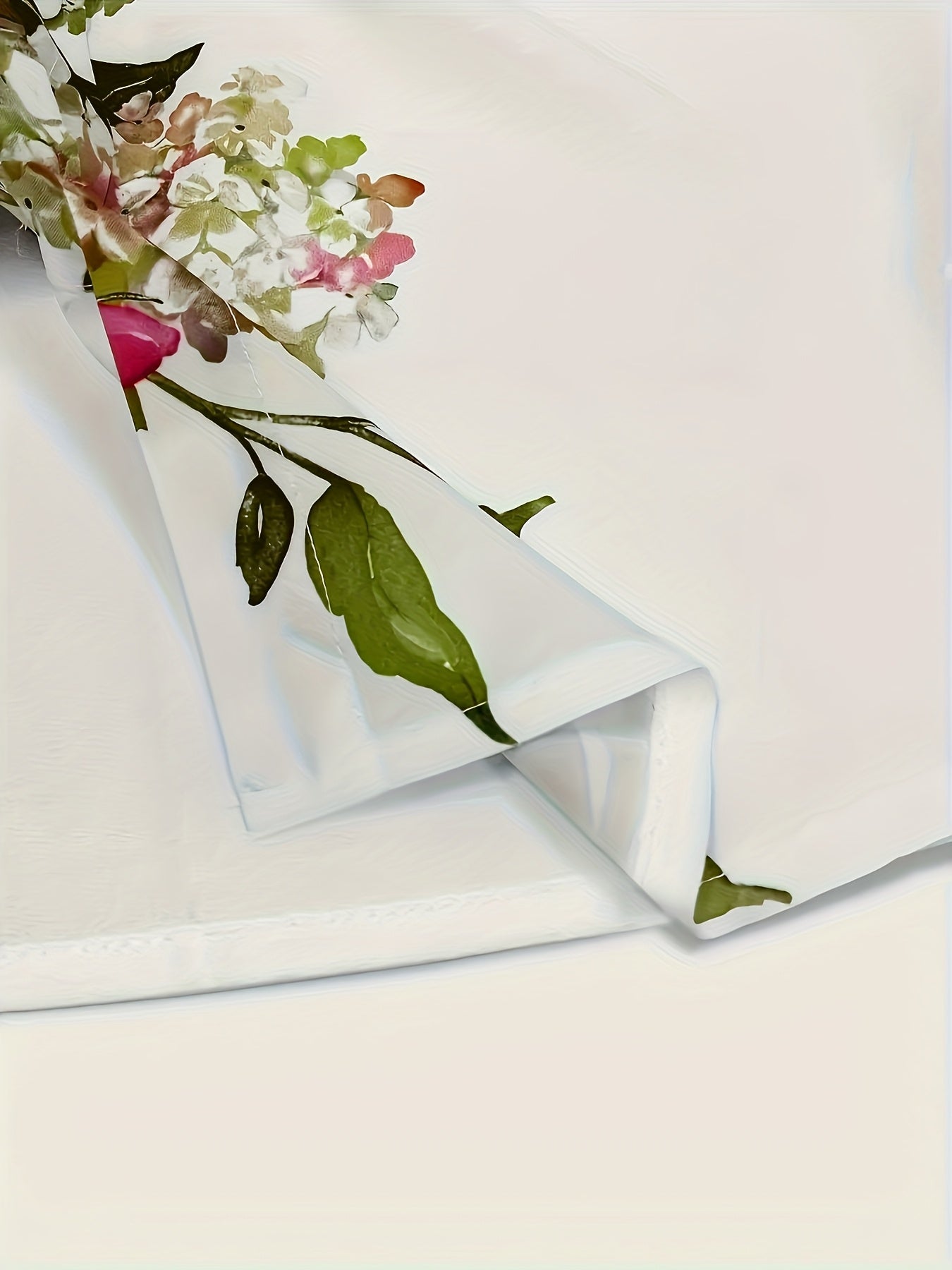 Women'S Floral Print Long Sleeve Casual Button-Up Shirt - White with Pink Roses & Green Leaves, Perfect for All Seasons, Casual Attire|Floral Print Shirt|Long Sleeve Shirt