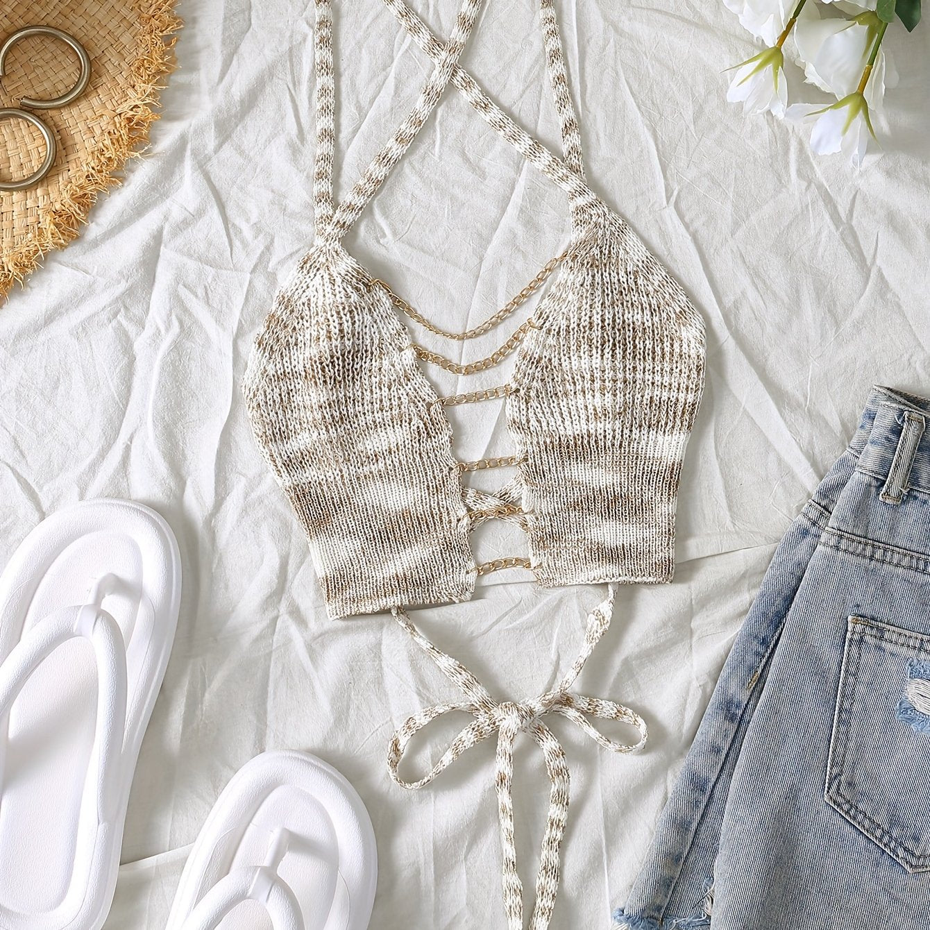 Sexy Gradient Knit Cami Top with Golden Chain Detail - V-Neck, Sleeveless, Stretch Fabric, Light Blue to White Ombre Design for Women - Perfect for Spring/Summer/Fall