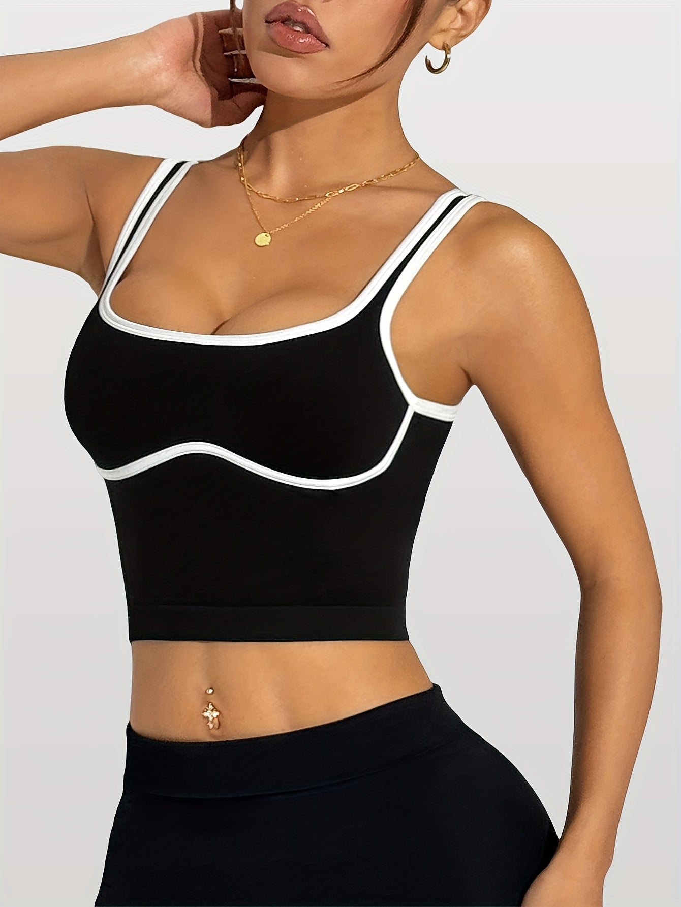 High-Stretch Fabric Yoga Tank Top with Contrast Binding - Black and White Striped Sports Vest for Outdoor Activities, Running & Fitness, Spring/Summer Wear