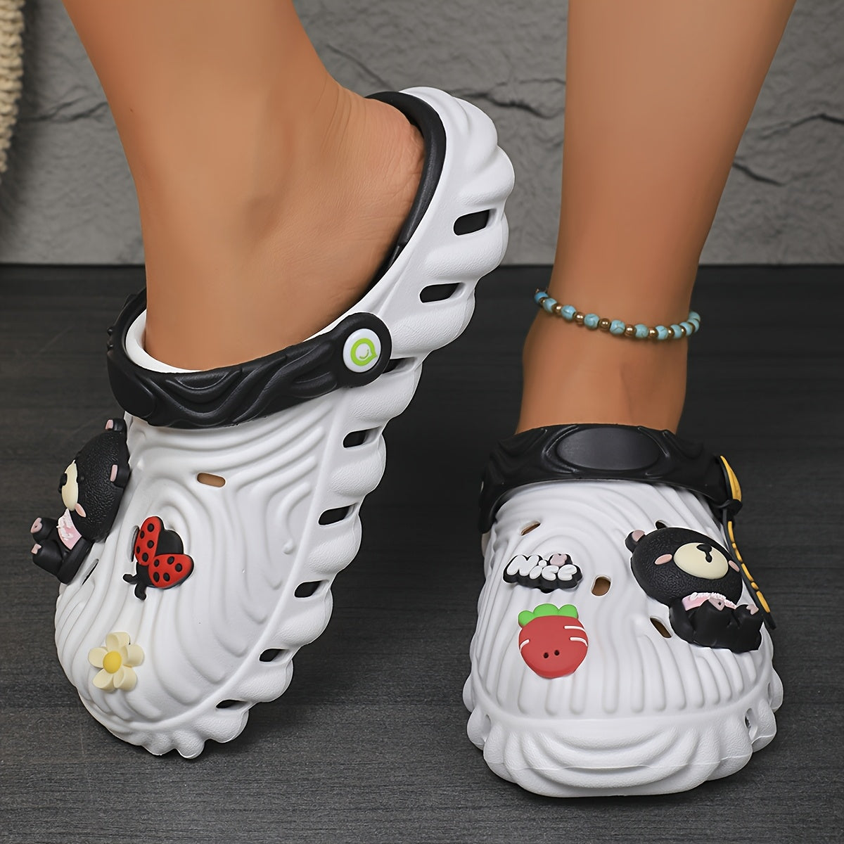 Women'S Cute Cartoon EVA Clogs - Soft, Comfortable, and Versatile for Casual Wear, Slides, and Summer-Ready, Fashion-Forward, Two-Wear Design with Independent Activity Foot Pads, Clogs for Ladies