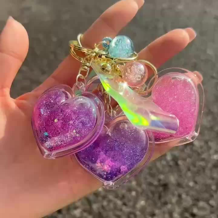 Acrylic Heart-Shaped Keychain with Quicksand Glitter, Trendy Fashion Bag Accessory, Exquisite Cute Keyring with Love Theme