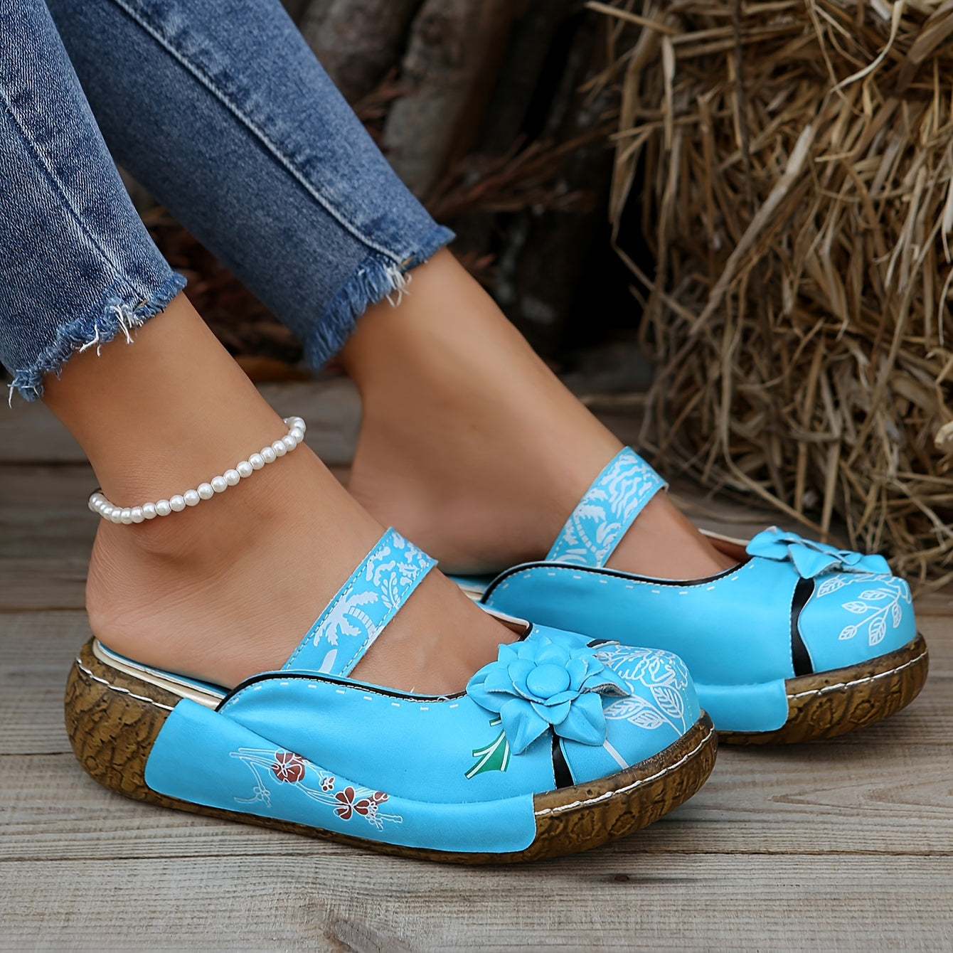 Women's Hawaiian Style Slip-On Sandals & Slippers - Floral Pattern PU Cover Flat Sole Comfortable Casual Shoes for Beach, Summer, All-Season Wear, Beach Shoes, Leisure Footwear, Durable Traction Footwear