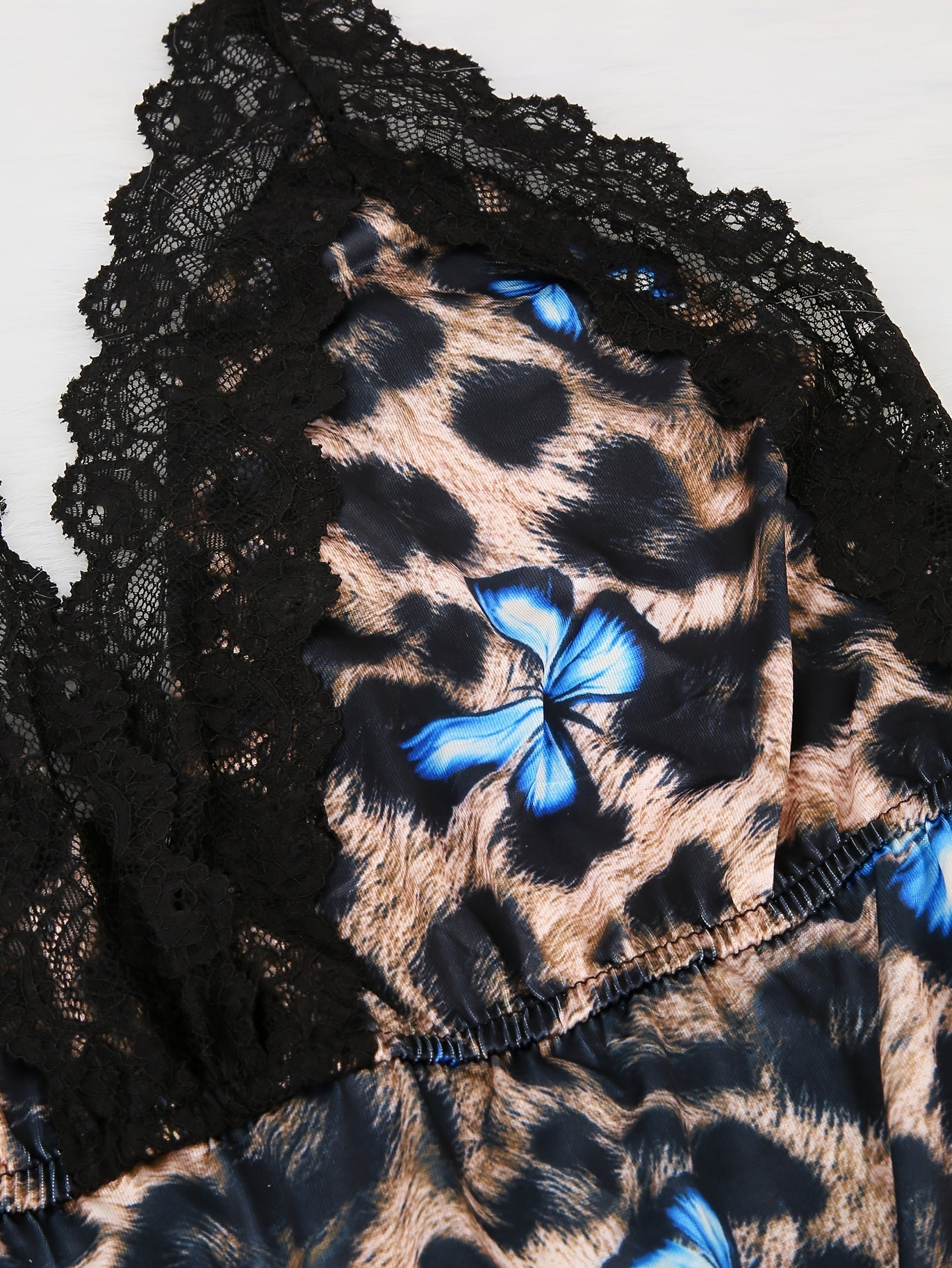 Luxe Lace Loungewear Set | V-Neck & Backless Top + Contour Shorts | Ultra-Stretch Polyester Blend | All-Season Cozy Sleepwear | Insta-Worthy Animal Print Design