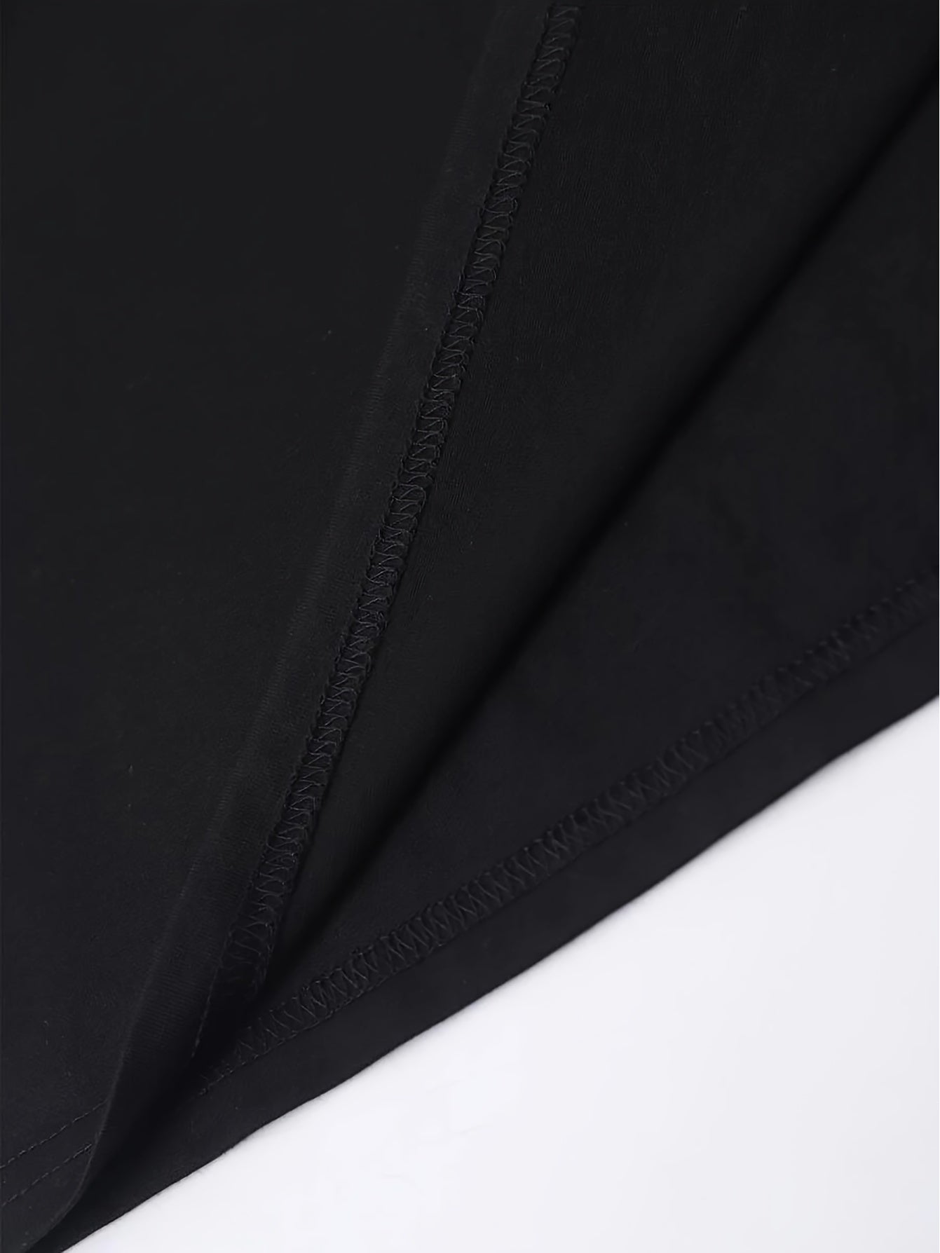 180g Hign QualityGeometric Heart Print T-Shirt- Spring/Summer Collection- Women'S Casual Top- Polyester Material- Regular Length- Knit Fabric- No Detail