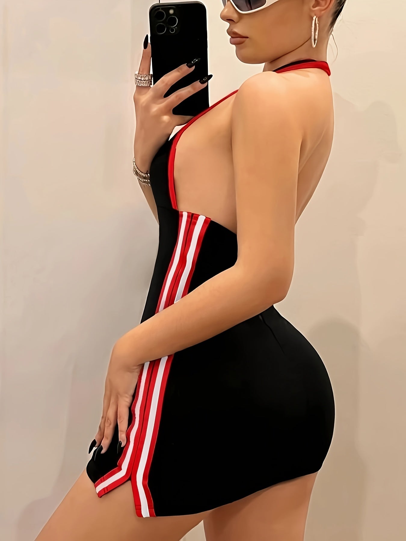 [Minimalist Chic] Sleek Black & White Halter Romper for Women - Sexy Deep V-Neck, Slim Fit, Stretchy Polyester Blend, Perfect for Summer Casual Outings, Summer Casual Wear | Halter Neck Design | No Lining, Clothes for Young L