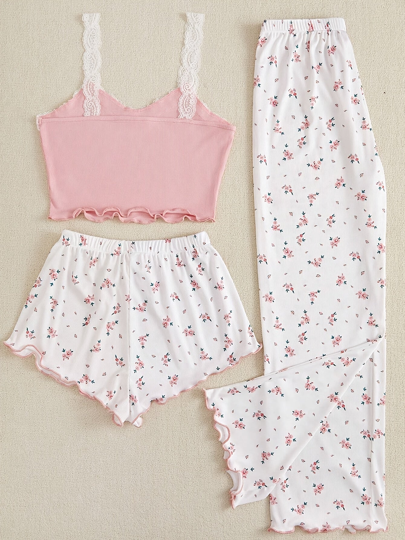 3pcs Set of Floral Print Lace Splicing Wave Edge Suspender Pajama Set