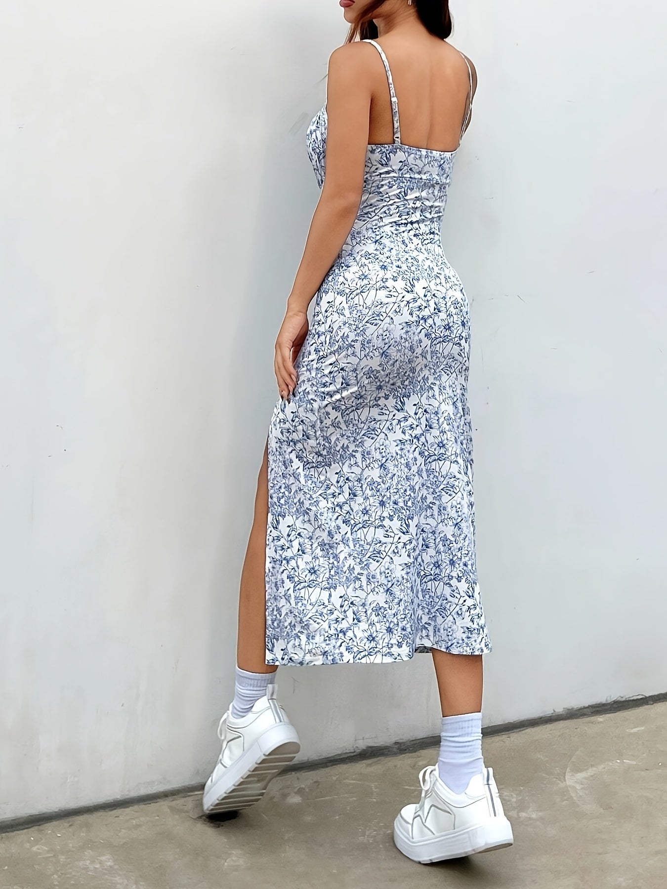 Chic Floral Print Split-Hem Maxi Dress for Women - Casual Vacation Style, Stretchy Polyester Blend, Machine Washable, Knit, Stripe