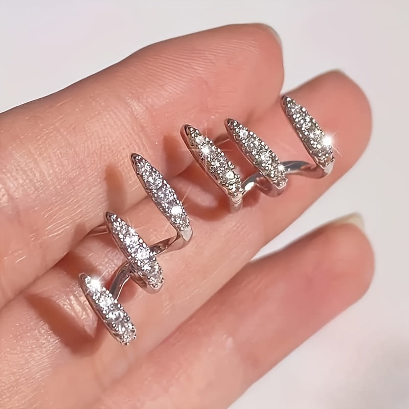 Elegant Women’s Hoop Earrings - Three-Pronged Curved Design, Shiny Metallic Finish, Low Allergy, Perfect for Casual Attire or Gift Giving (Valentine’s Day, Christmas), Quirky Earrings, Best for Christmas