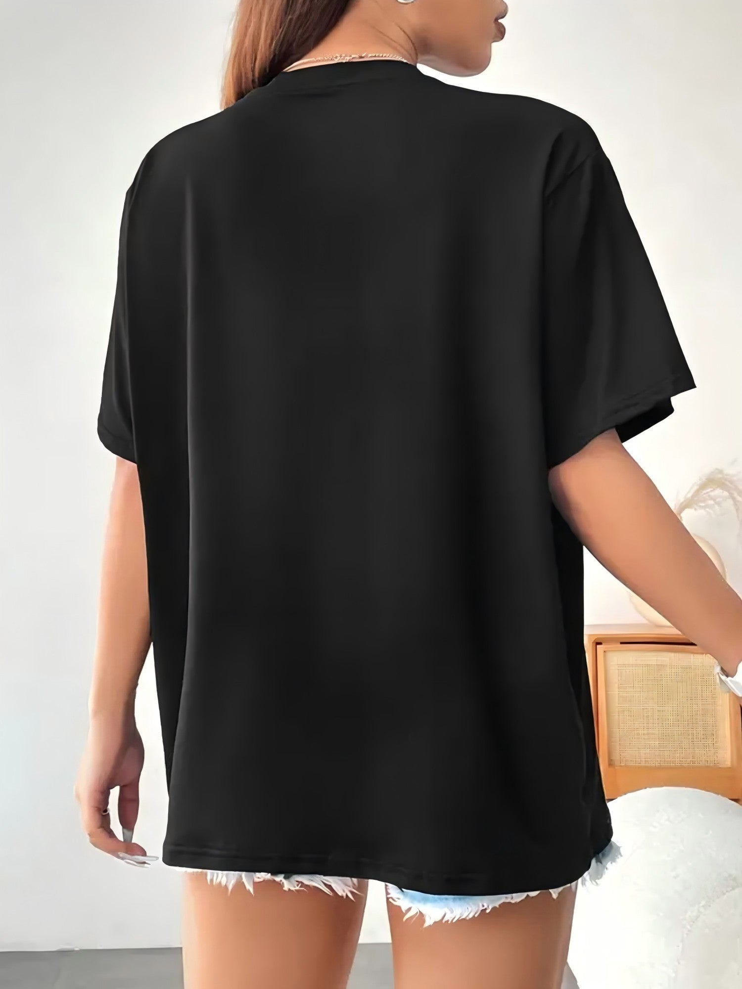 Casual Crew Neck T-Shirt with Gigi Alphabet Print, Knit Fabric, 100%, All Season Comfort Fit Tee