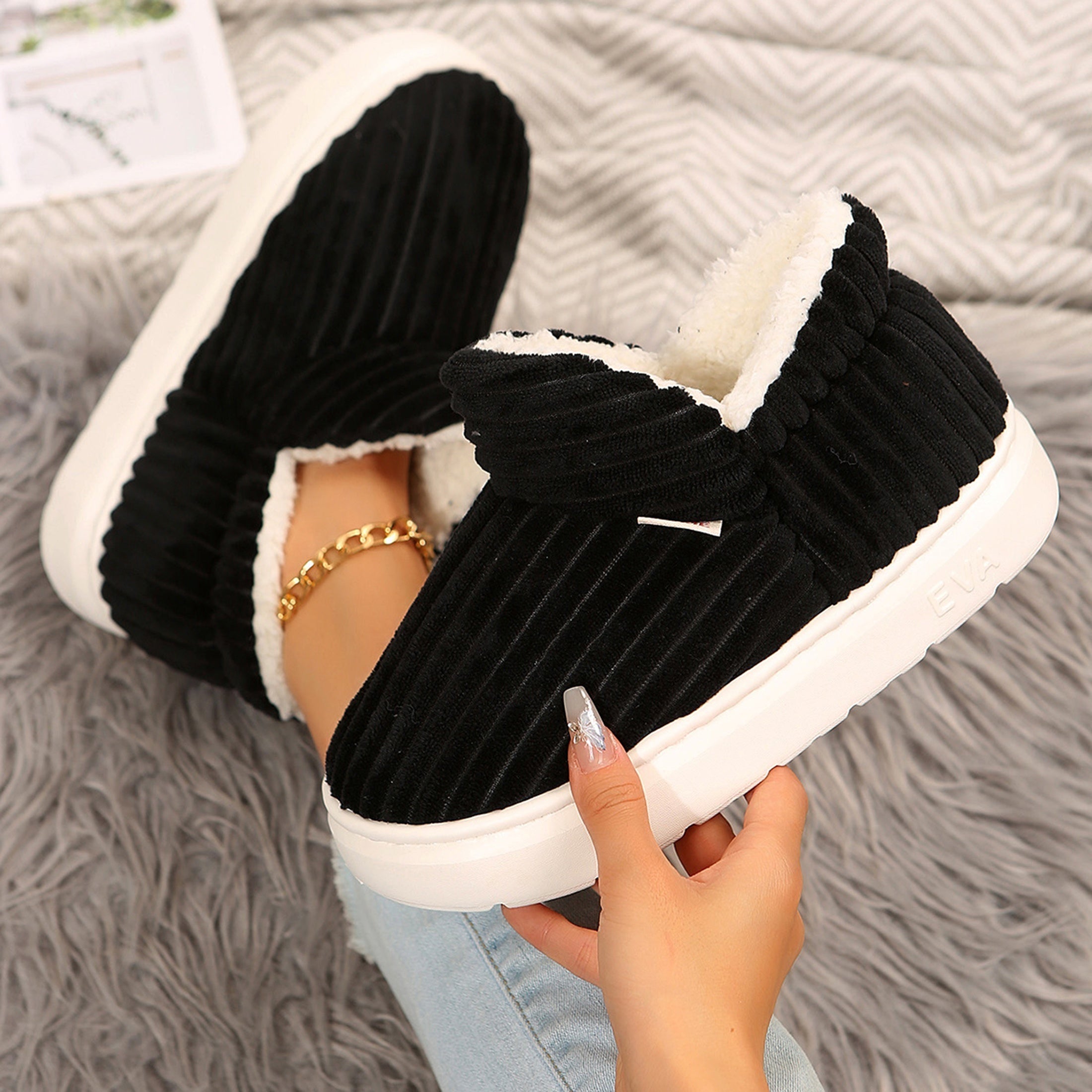 Cozy Flannel Women's Winter Slippers - Non-Slip, Ultra Warm, Plush Comfortable Shoes For Indoor And Outdoor Use With Soft Fabric Insole, TPR Sole And Solid Color Design - For Women - Perfect for Cold Weather & Relaxing at Hom