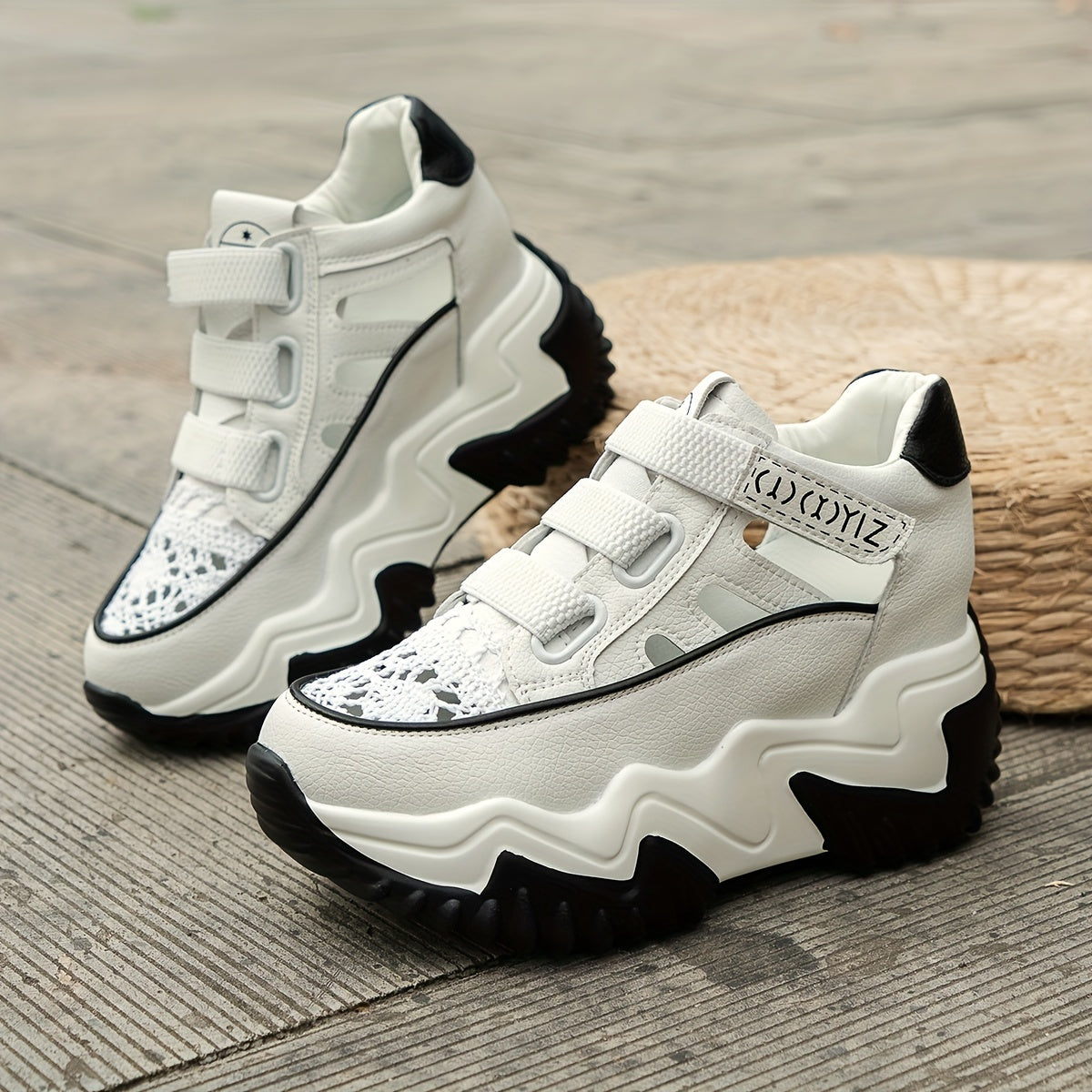 Women's Cutout Design Platform Sneakers - Breathable & Comfortable, Casual & Resistant Outdoor Shoes - For Women - Suitable for Everyday Wear, Walking & Outdoor Activities - Perfect Gift for Fashionable Women