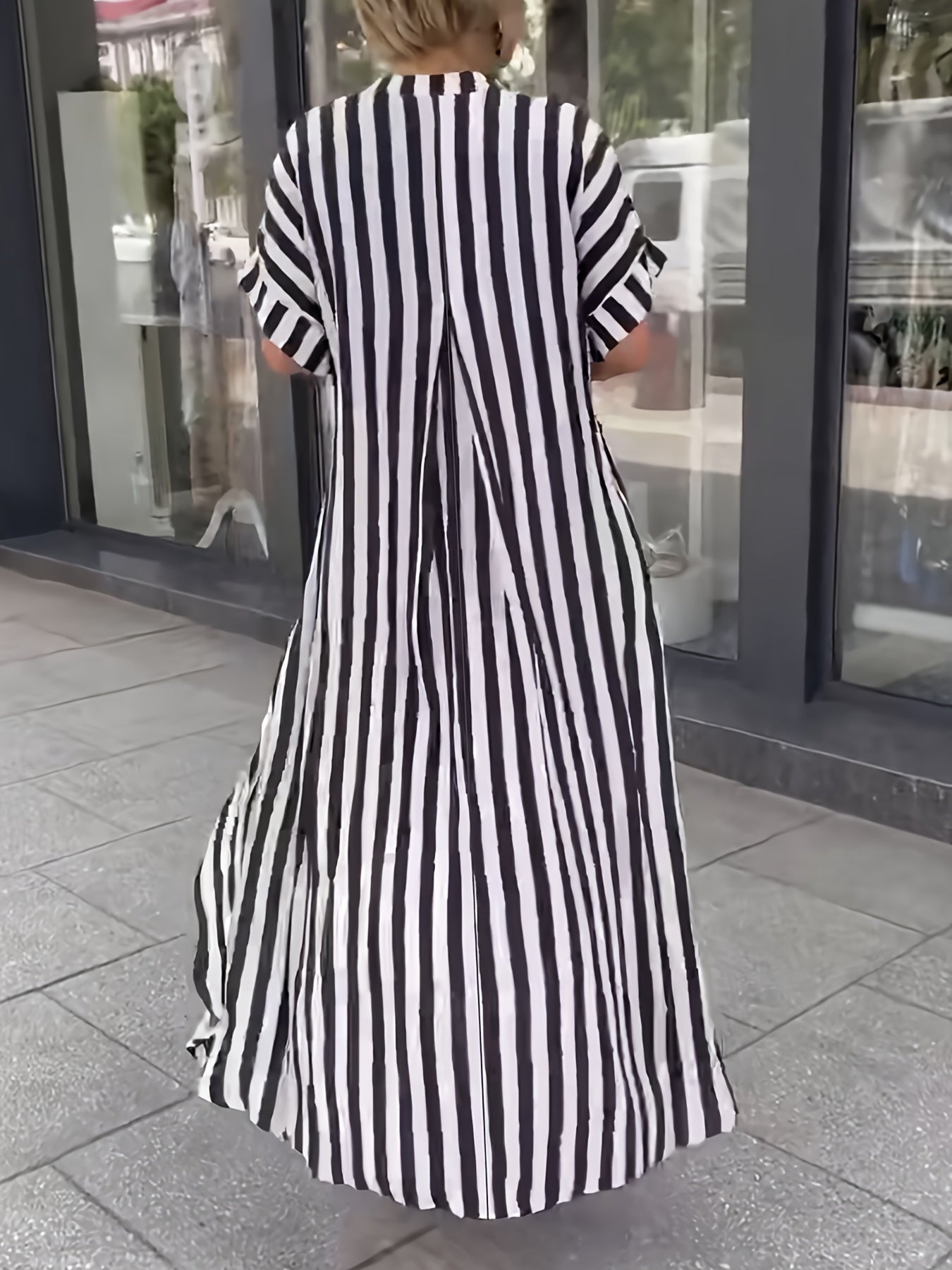 Women'S Plus Size Black & White Striped Shirt Dress - Casual V-Neck, Short Sleeve, Mid-Length with Chest Pocket, Loose Fit for Spring/Summer/Fall, Casual Attire|Vneck Dress|Nonpadded Dres