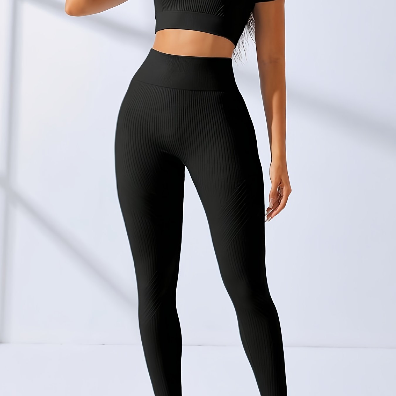 Popular Threadless Seamless Yoga Set Short Sleeve Peach Hip Long Pants Fitness Training Tight High Elasticity Sportswear