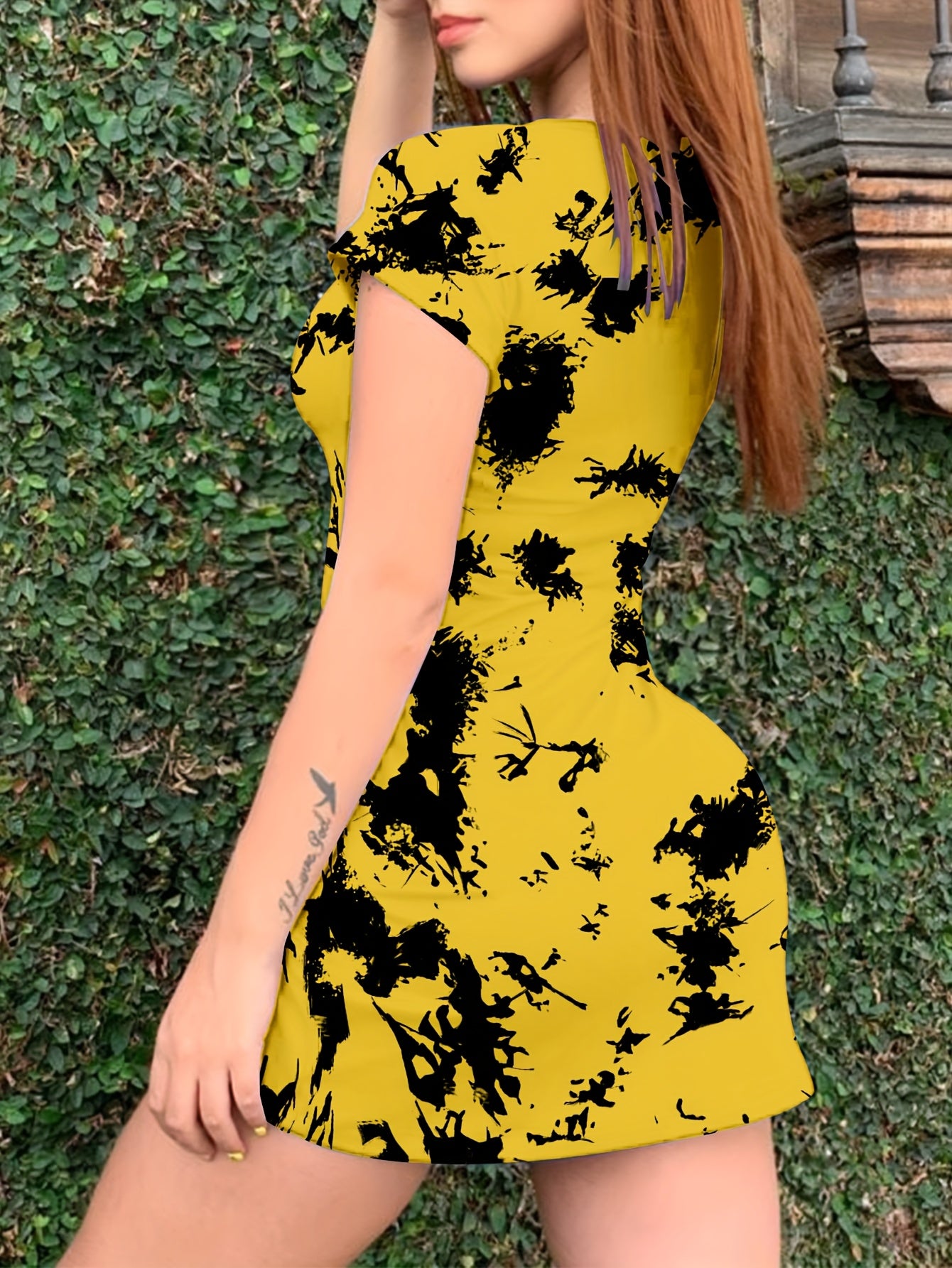 Women's Elegant Tie-Dye Print Short Sleeve Dress - Casual Round Neck Fitted Flared Skirt with Pockets, Machine Washable Pink & Black Summer Dress for Spring/Fall, Spring Fashion | Tiedye Pattern Dress | Comfortable Fabric