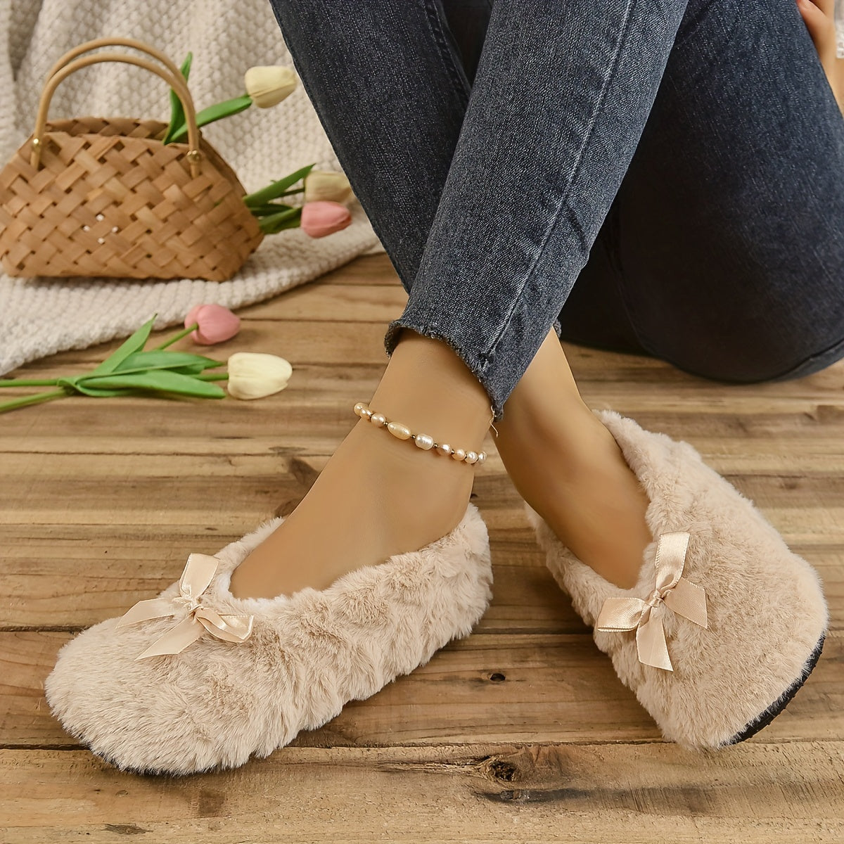 CozyFur Slippers - Soft, Breathable, Warm, Non-slip, Plush Lined Indoor Shoes with Faux Fur Soft Sole for Barefoot Feel - Perfect for Relaxation and Lounging Around the House