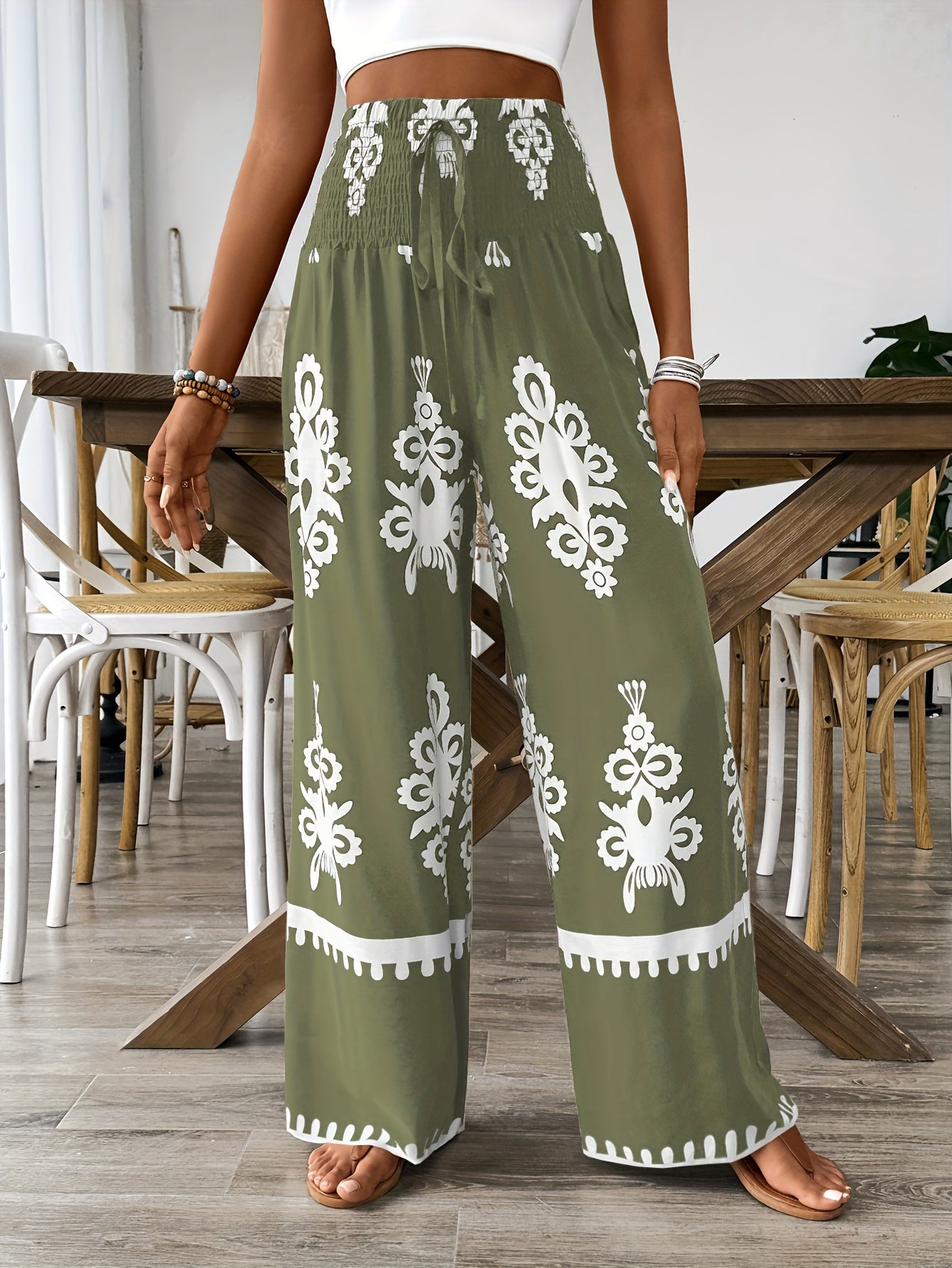 Women's Navy & White Floral Print Wide-Leg Pants with Elastic Waist Drawstring & Smocking Detail - Machine Washable All-Season Elegant Casual Trousers for Women, Comfortable Fashion, Smooth Texture Fabric