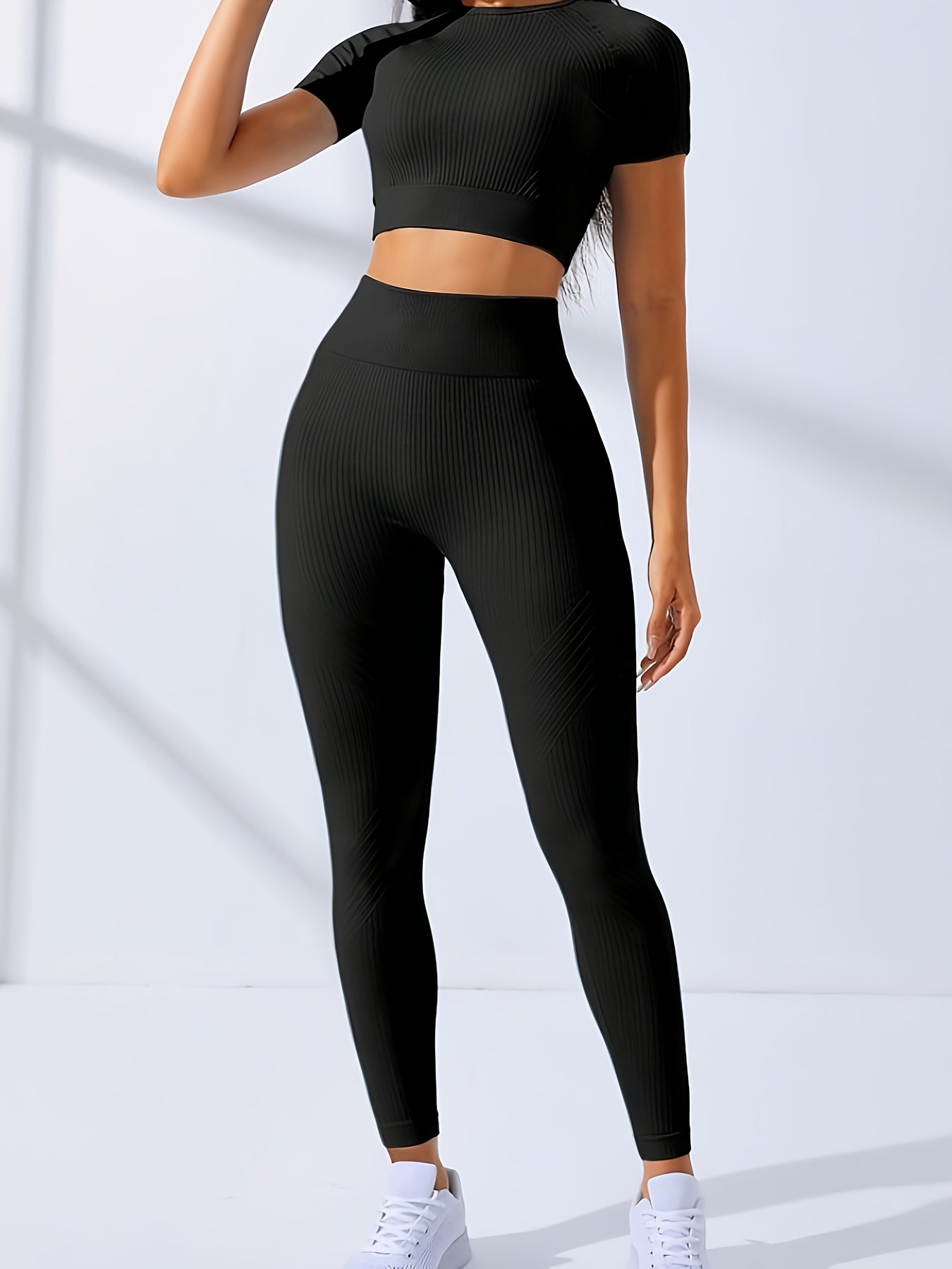 Popular Threadless Seamless Yoga Set Short Sleeve Peach Hip Long Pants Fitness Training Tight High Elasticity Sportswear
