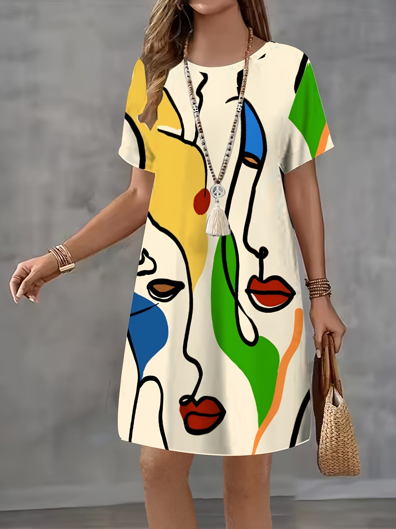 Women'S Casual Summer Dress with Vibrant Abstract Face Print - Short Sleeve, Loose Fit, All-Season, T-Shirt Style, Allseason Dress | Vibrant Print Dress | Comfortable Fit, Plus Size Dress