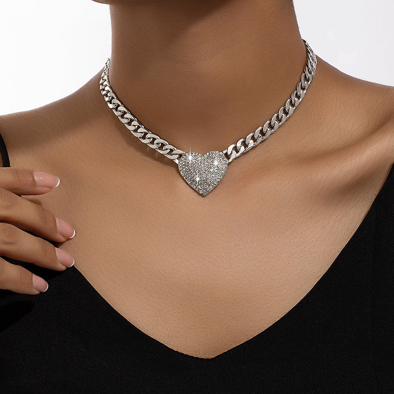 Punk Hip-Hop Heart Pendant Necklace for Women, Mosaic Rhinestones, Alloy, Luxury Style, Daily and Wedding Occasions, All Sizes Fit