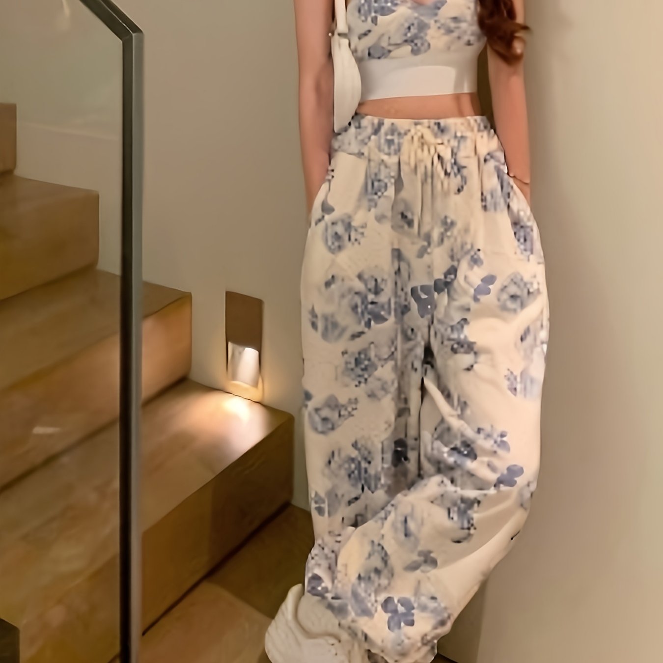 Comfortable Wear) Women's Floral Print Polyester Spandex Blend V-Neck Crop Top and Drawstring Waist Pants Set, Casual Vacation Style, Woven Fabric, for All Seasons