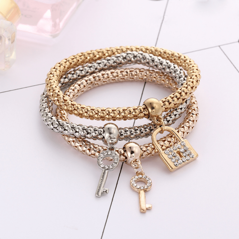 Elegant 3pcs Stackable Bracelet Set with Lock & Key Pendants - Fashion Accessory, Perfect Gift for Men and Women