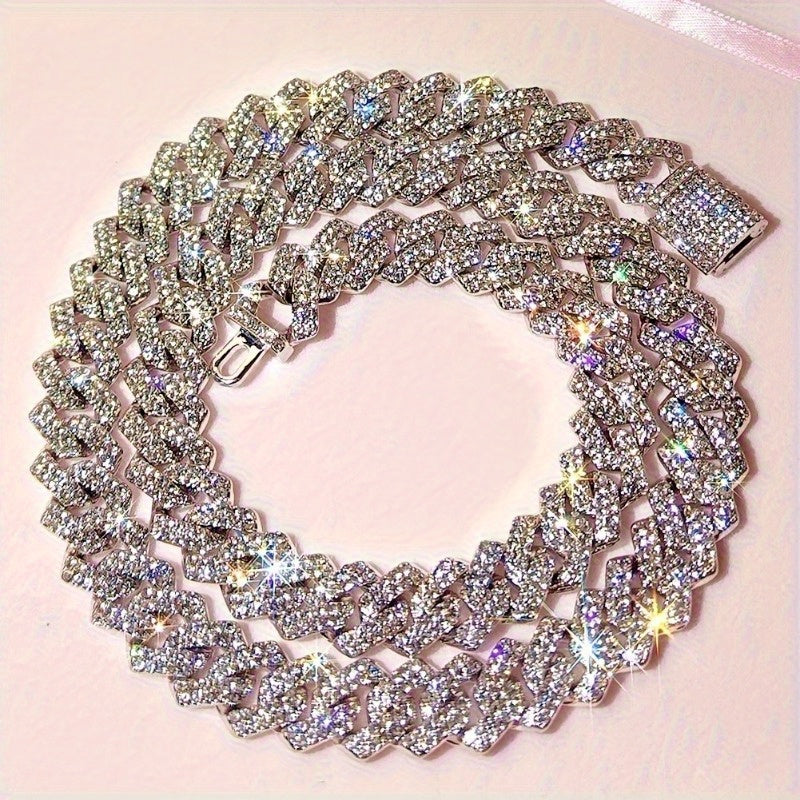 A Hip-hop Style Jewelry Set With A Necklace And Bracelet, Featuring A Thick Chain Design Embedded With Sparkling, Perfect For Accessorizing Daily Outfits Or Party Wear.