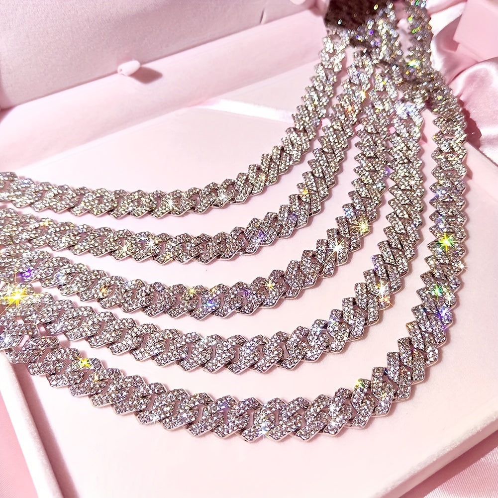 A Hip-hop Style Jewelry Set With A Necklace And Bracelet, Featuring A Thick Chain Design Embedded With Sparkling, Perfect For Accessorizing Daily Outfits Or Party Wear.