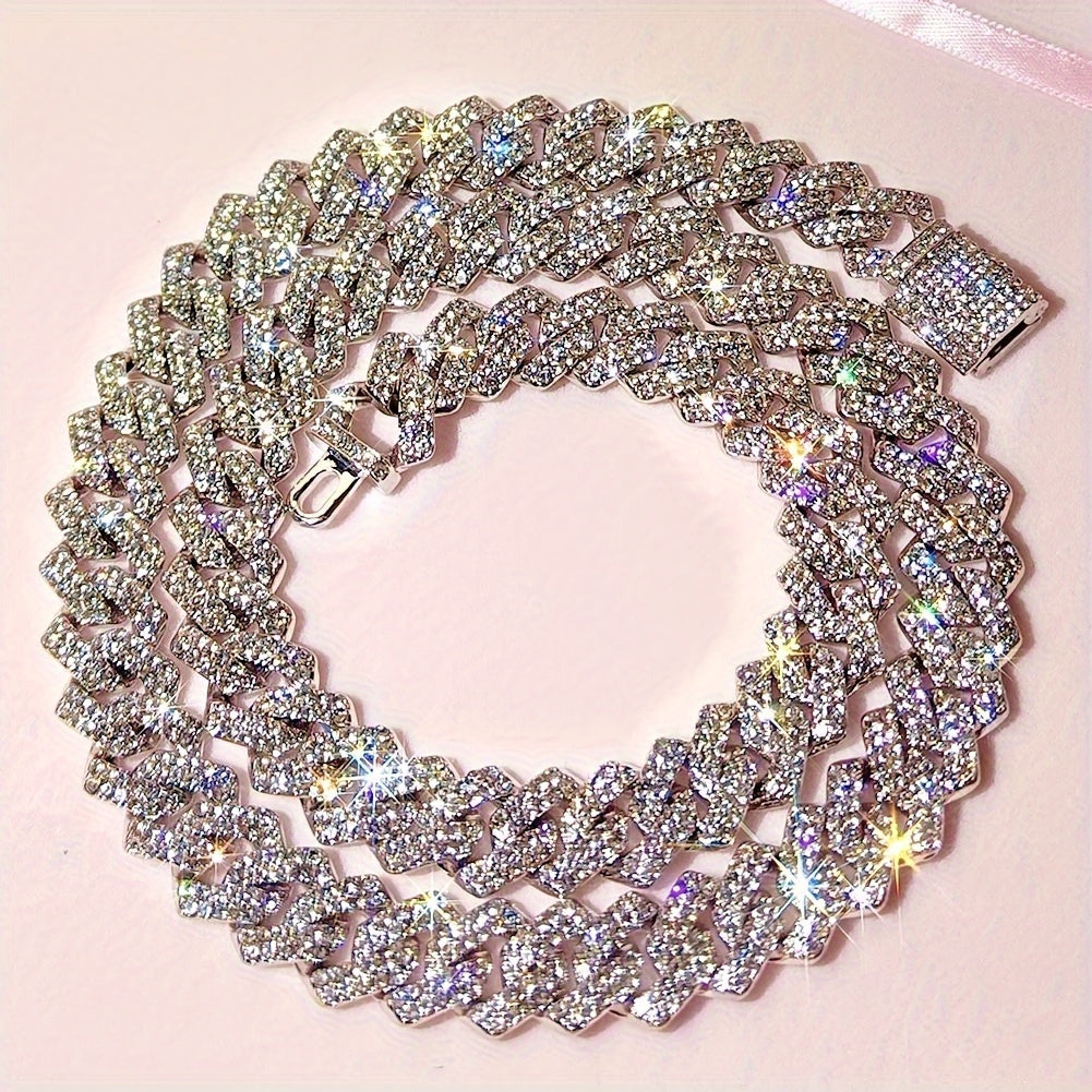 A Hip-hop Style Jewelry Set With A Necklace And Bracelet, Featuring A Thick Chain Design Embedded With Sparkling, Perfect For Accessorizing Daily Outfits Or Party Wear.