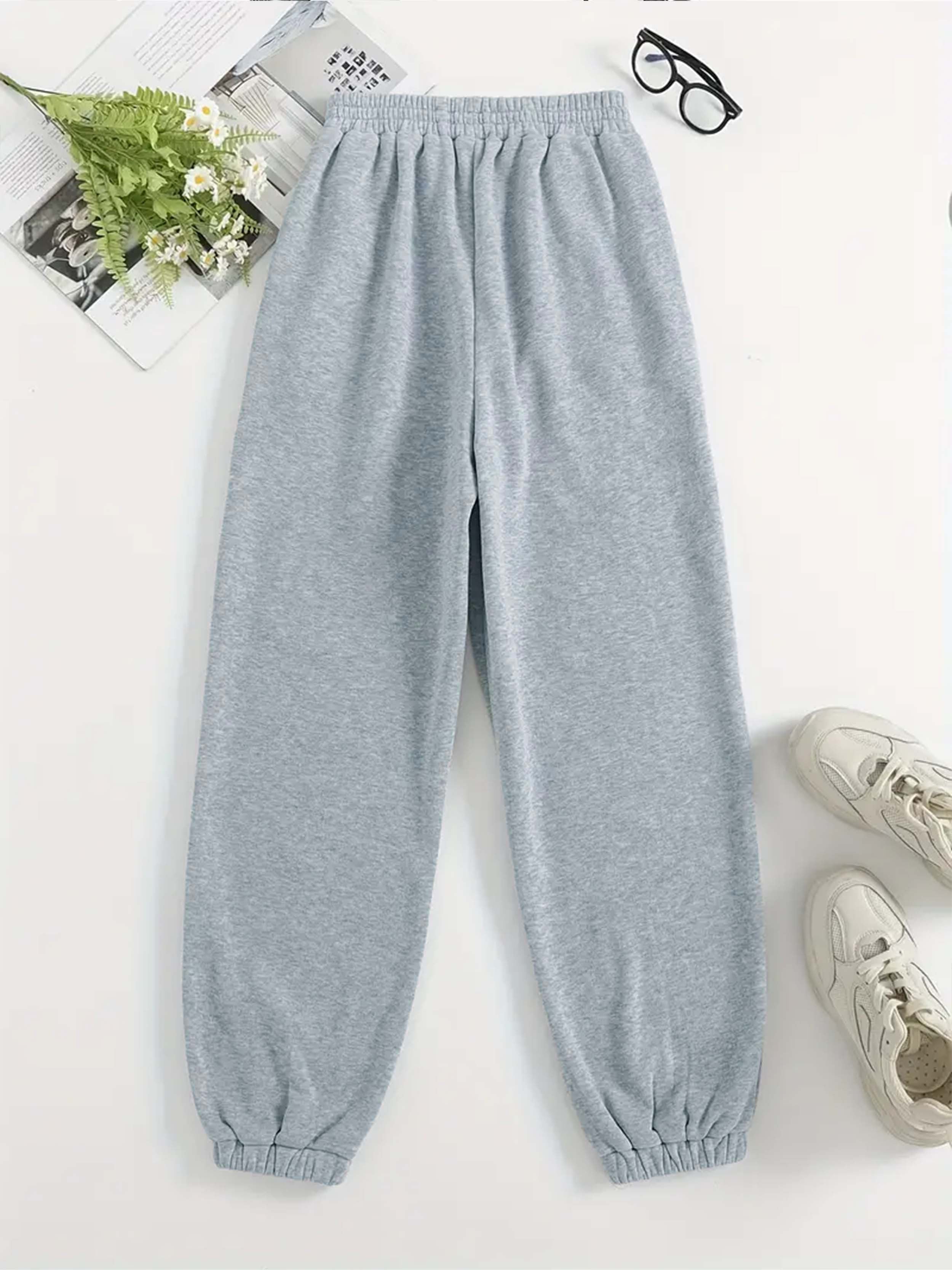 [Soft Texture] Women's Parisian Chic Letter Print Two-Piece Set - Cozy Gray Crew Neck Sweatshirt & Pants, 100% Polyester, Machine Washable, All-Season Comfort, Allseason Outfit|Parisian Chic Style|Cozy Material