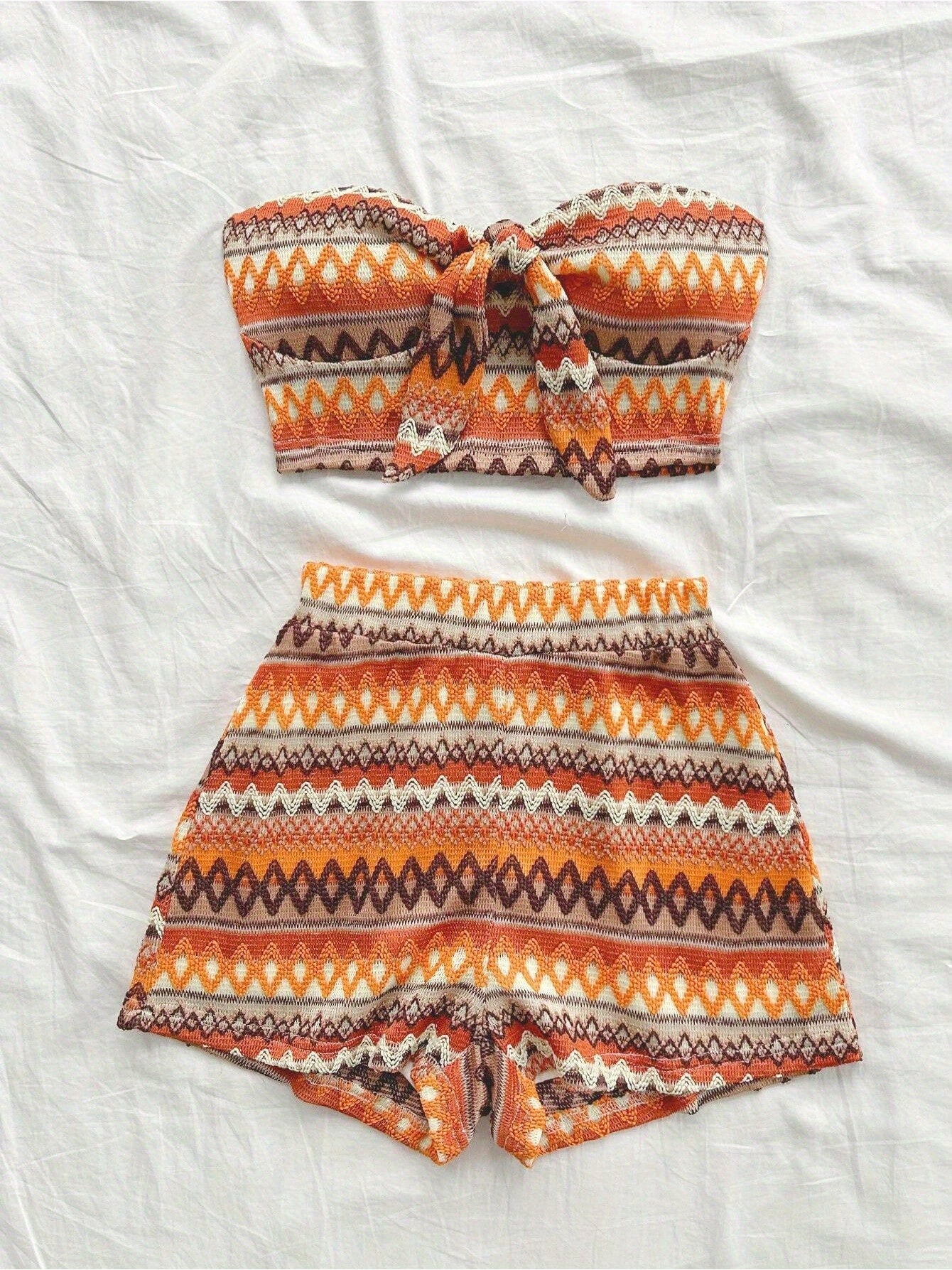 Women'S Summer Colorful Striped Elastic Sexy 2pcs Set/ Front Strap Top and High Waist Shorts, Suitable for Vacation and Daily Travel