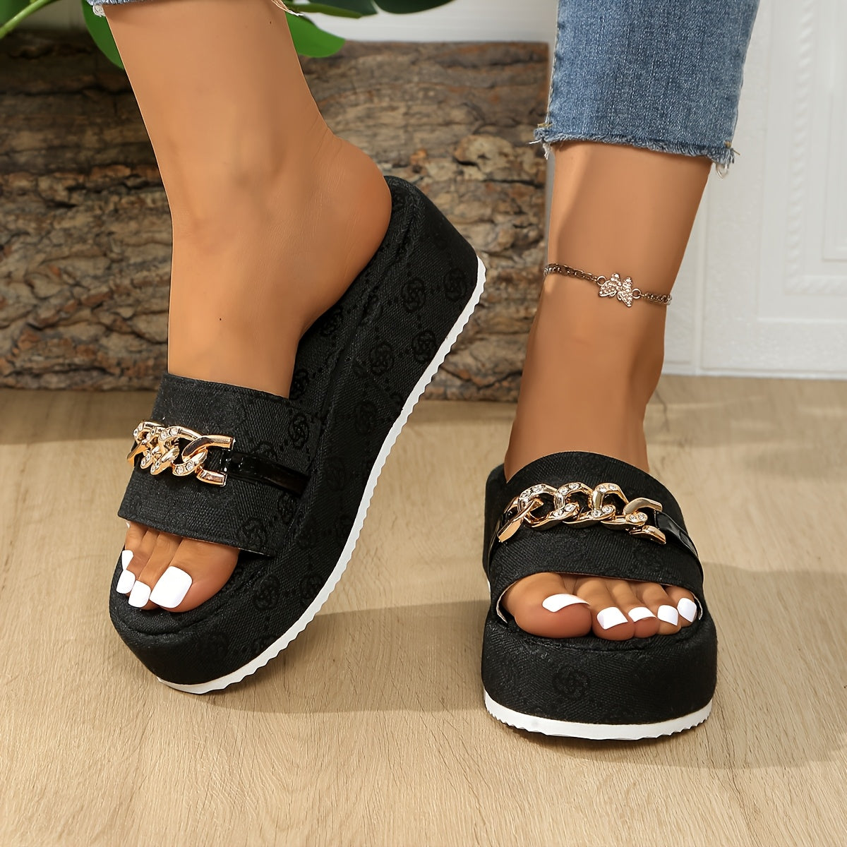 Women'S Pink Platform Sandals with Metal Chain & Rhinestones - Casual Slip-On, Open Toe, Mid-Heel, Lightweight & Stylish, All-Season Footwear, Casual Footwear | Metallic Chain Sandals | Rubber Sole Sandals