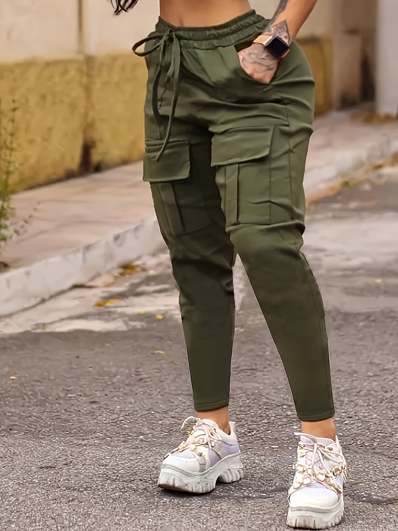 Women's Solid Color Cargo Joggers with Pockets, High Elasticity Slim Fit Outdoor Pants, Casual Drawstring Waist Trousers, Athletic Style For Fall & Winter