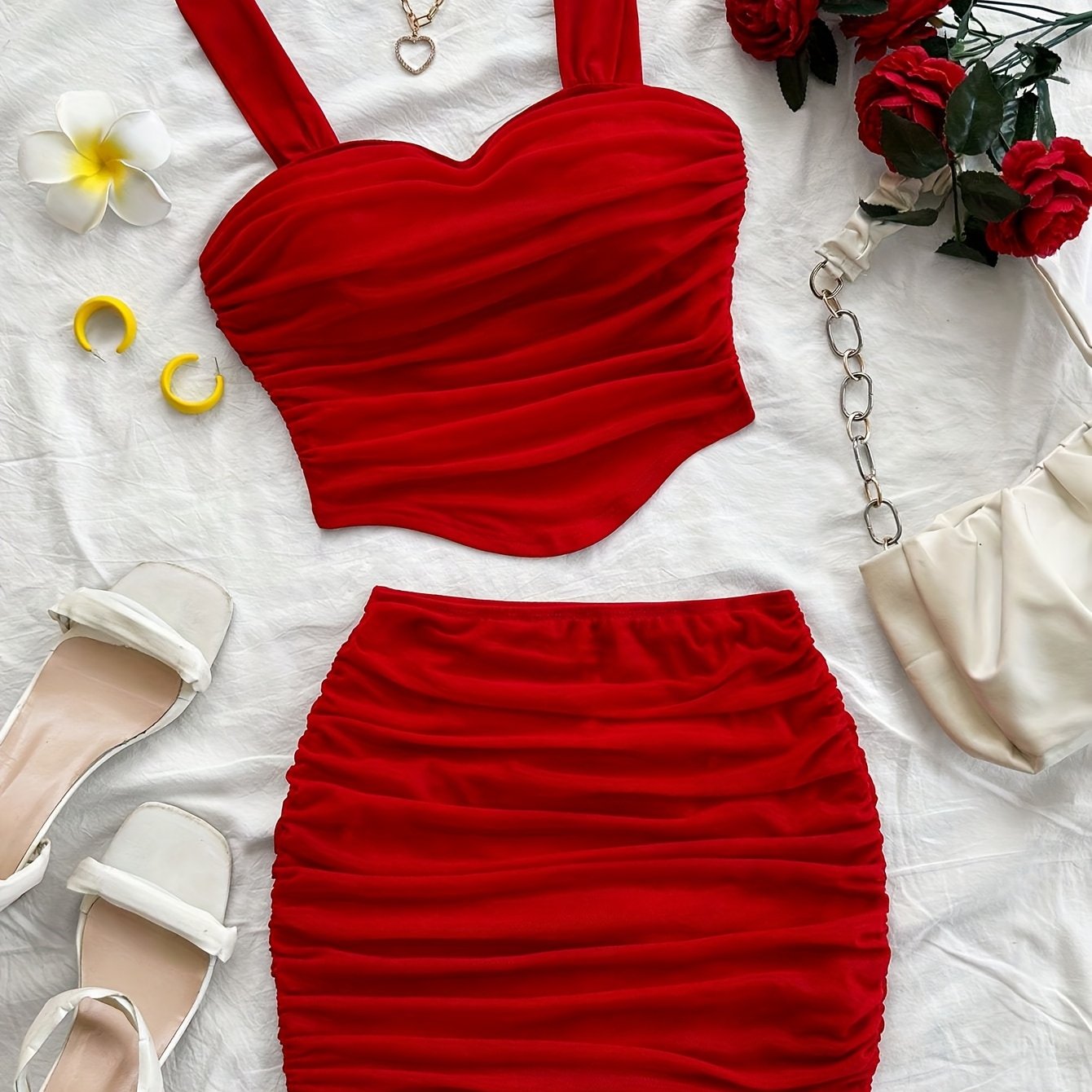 2pcs heart-shaped neckline bodysuit and mini skirt set, suitable for dates and Valentine's Day sexy clothing