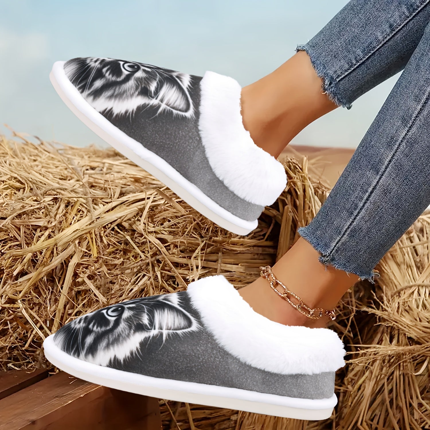 [Cozy Cat Slippers] Cozy Cat Lover's Flannel Slippers - Non-Slip Rubber Sole, Animal Print House Shoes - All-Season Slip-on Indoor/Outdoor Warm Winter Slippers, Machine Washable