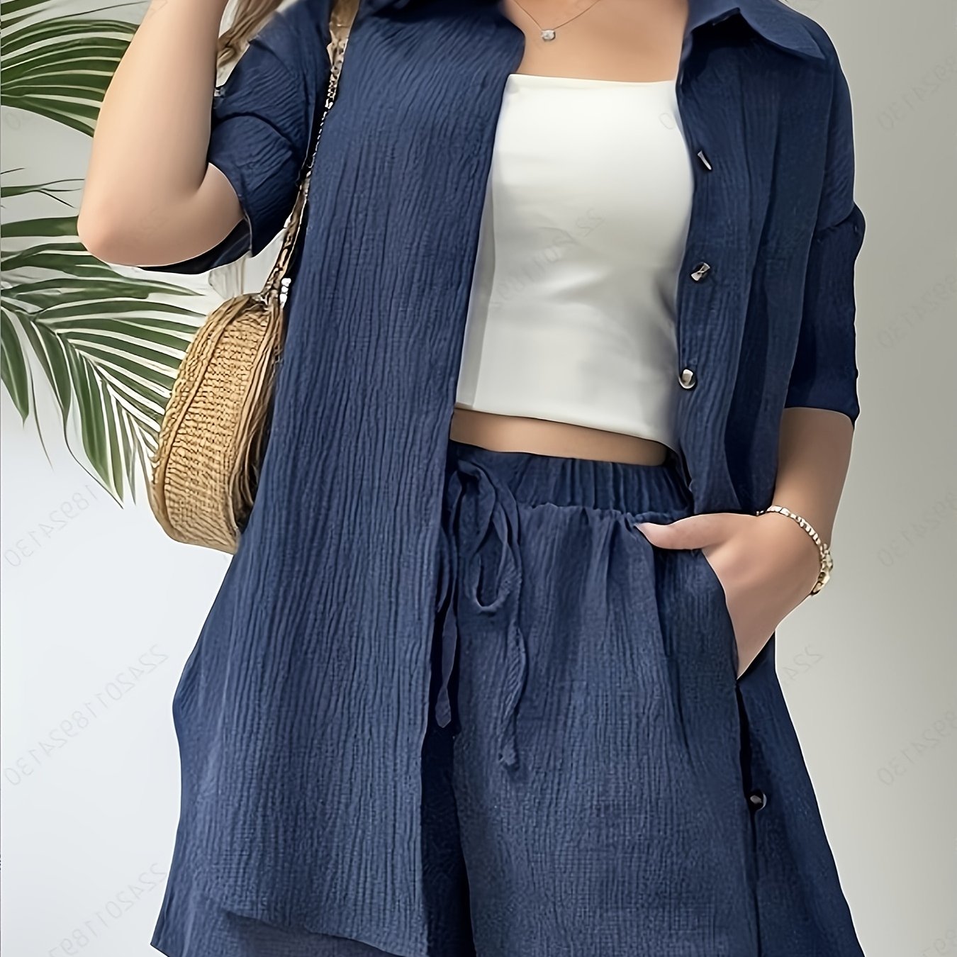 Women's Elegant and Fashionable Casual Two-Piece Set in Solid Color with Short-Sleeved Cardigan and Shorts, Perfect Choice for Spring and Summer