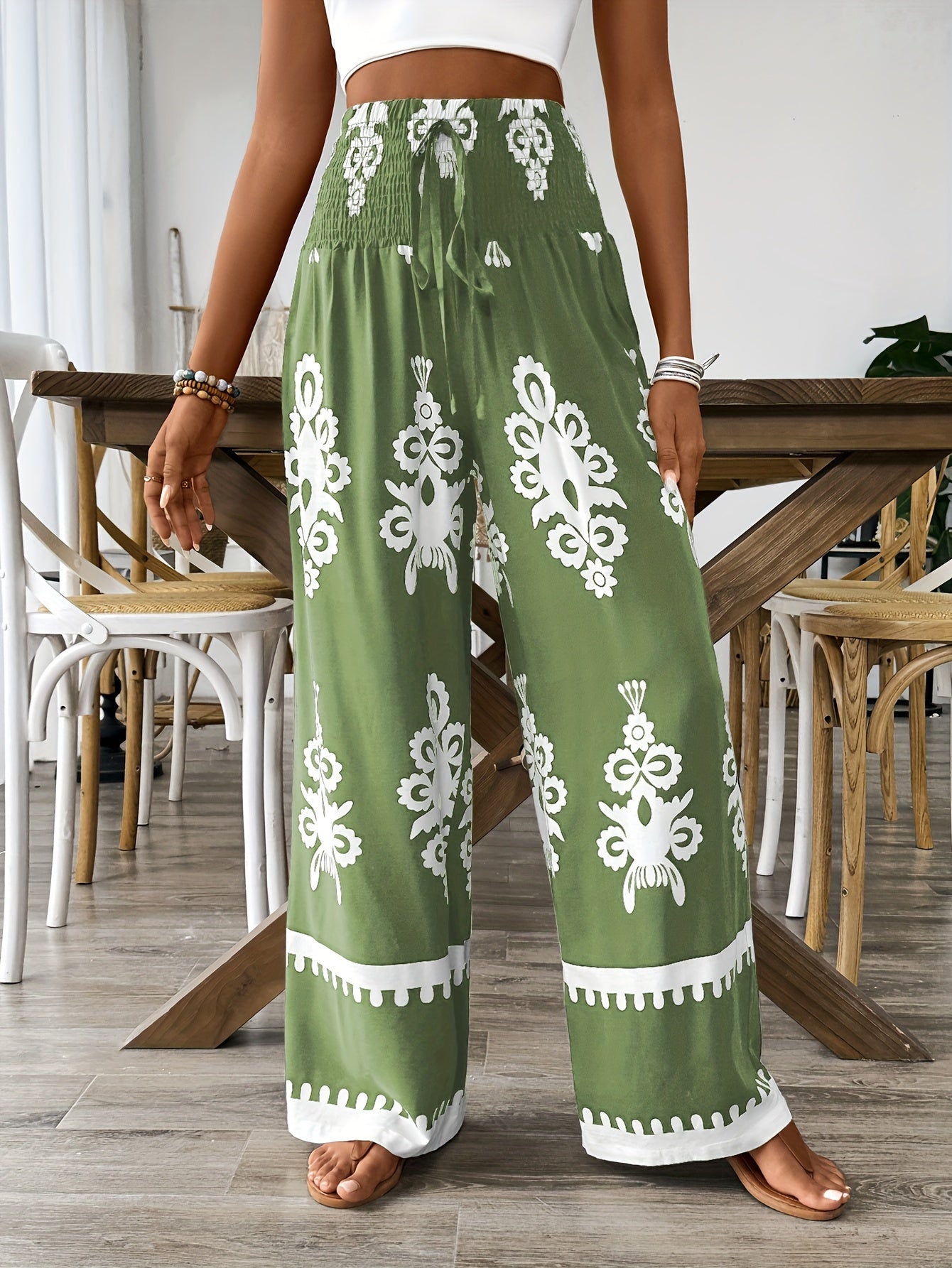 Women's Navy & White Floral Print Wide-Leg Pants with Elastic Waist Drawstring & Smocking Detail - Machine Washable All-Season Elegant Casual Trousers for Women, Comfortable Fashion, Smooth Texture Fabric
