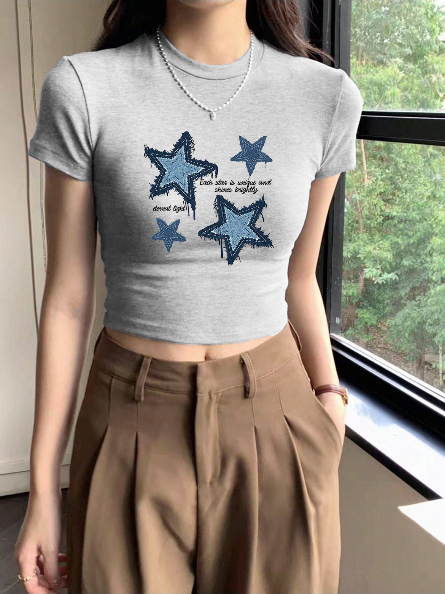 Stylish Star Pattern Print T-shirt - Unique Creative Design, Relaxed Fit, Short Sleeve, Classic Crew Neck - Perfect for Summer Wardrobe, Ideal for Outdoor Activities Tee For Adult, Women, Teen, Teenager, Adolescent,Youth.