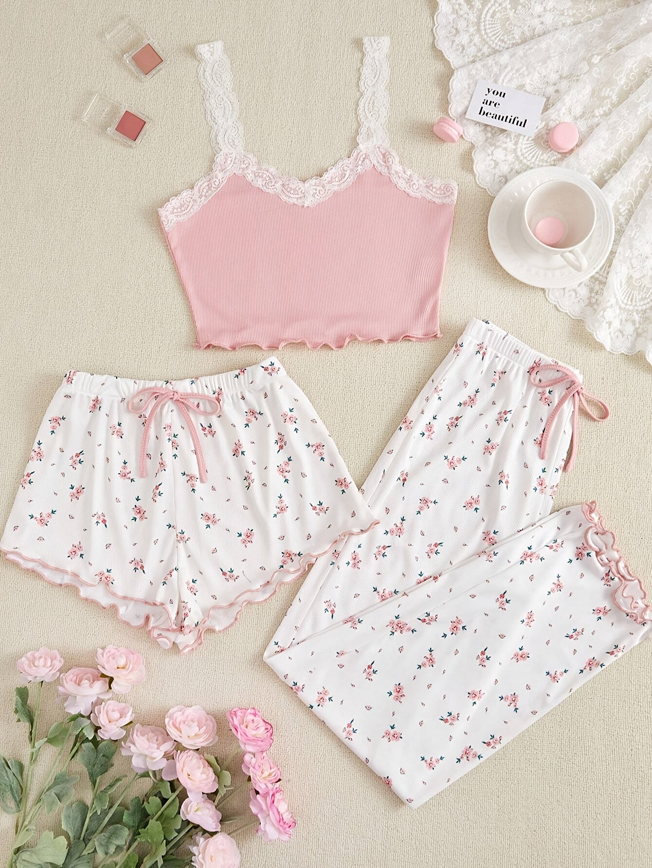 3pcs Set of Floral Print Lace Splicing Wave Edge Suspender Pajama Set