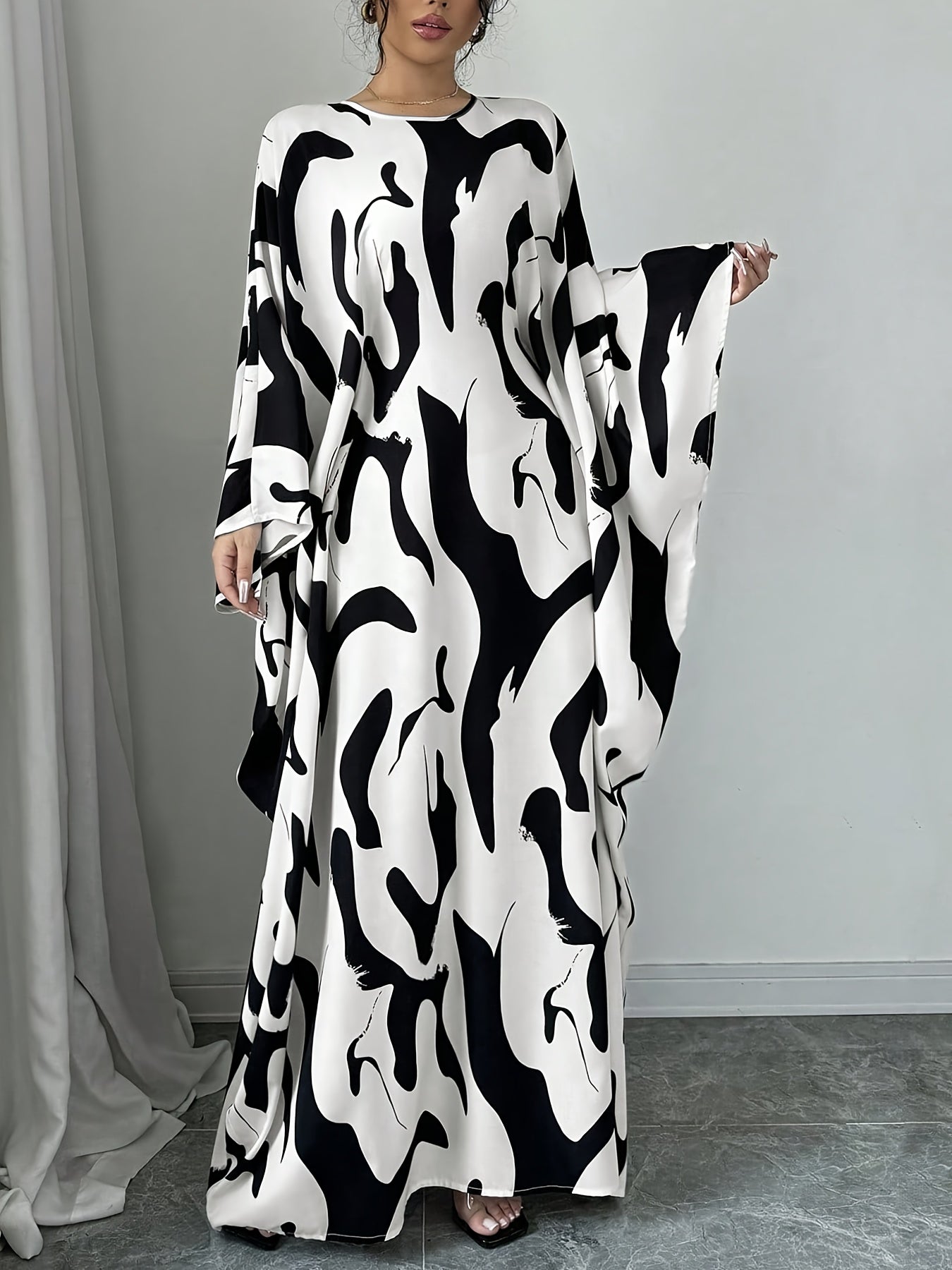 Ladies' Loose Batwing Sleeve Tie Abstract Random Print Elegant Long Dress, Super Long Skirt for Women'S Fashion, Casual Style Suitable for Spring And Summer.
