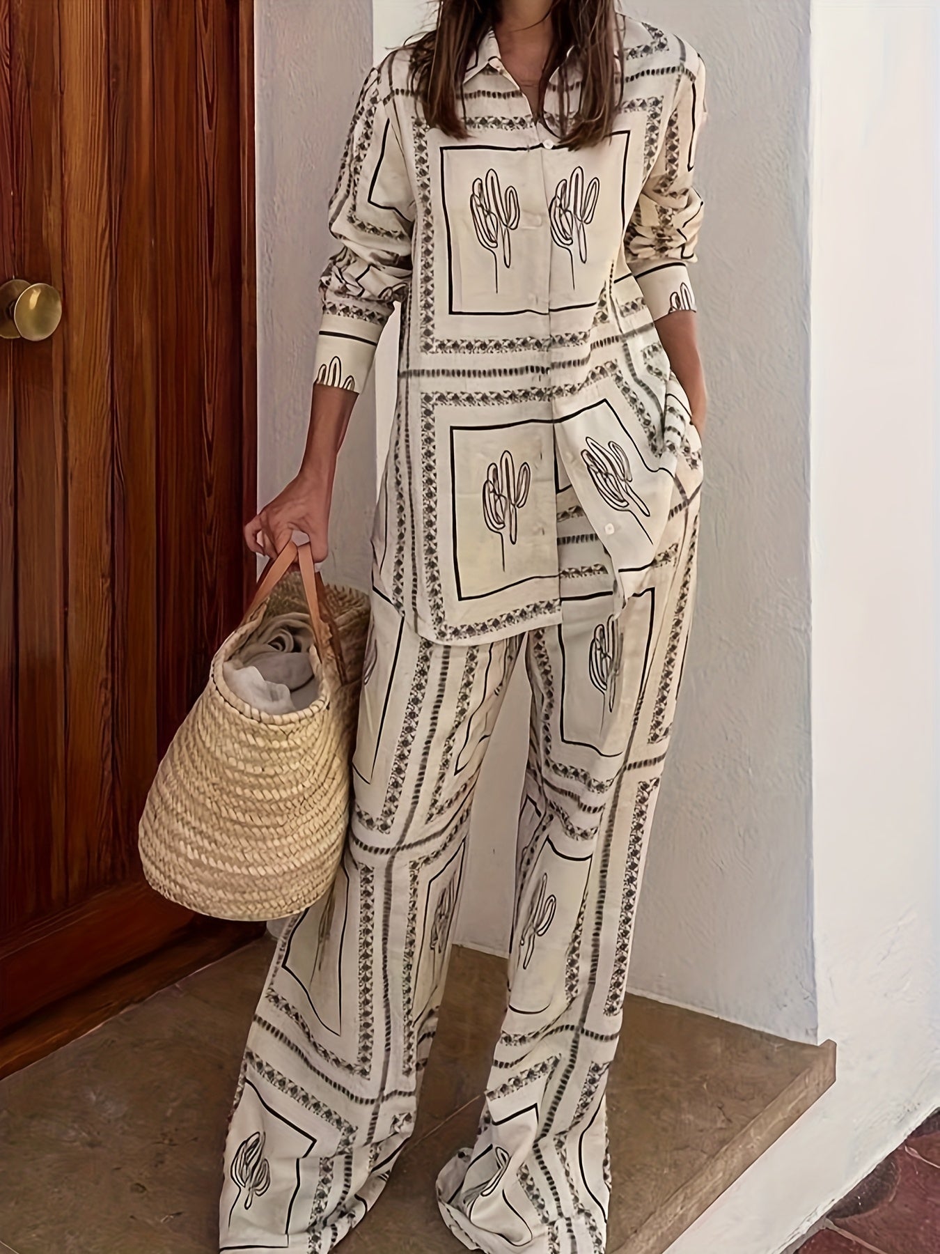 Women'S Stylish Black and White Geometric Print Two-Piece Set - Long Sleeve Blouse with Cactus Design & Matching Pants, Perfect for Spring/Fall, Casual Attire|Geometric Print Top|Polyester Fabri